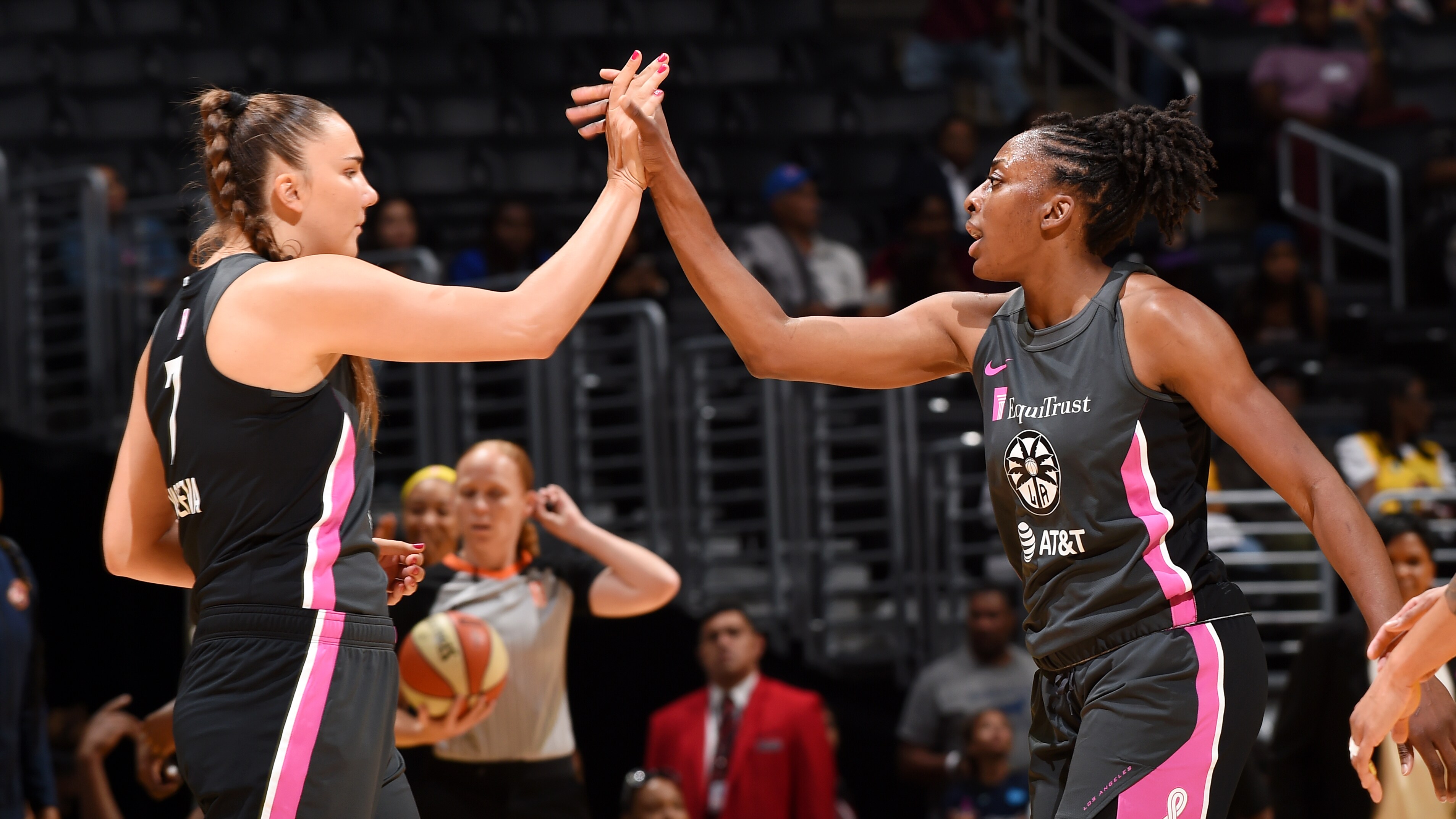 Nneka Ogwumike with 17 Points vs. Indiana Fever