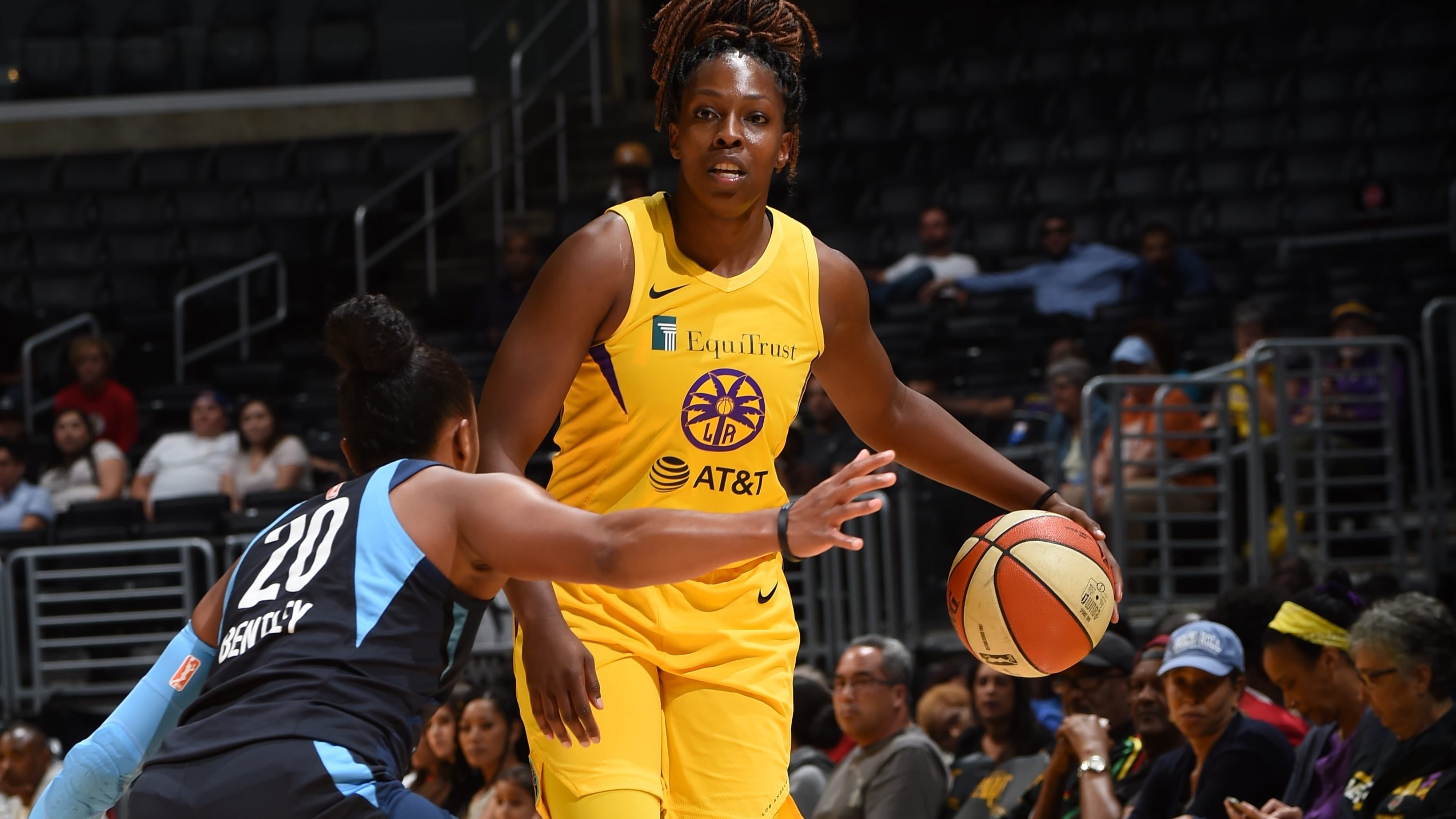 Chelsea Gray with 15 Points vs. Atlanta Dream