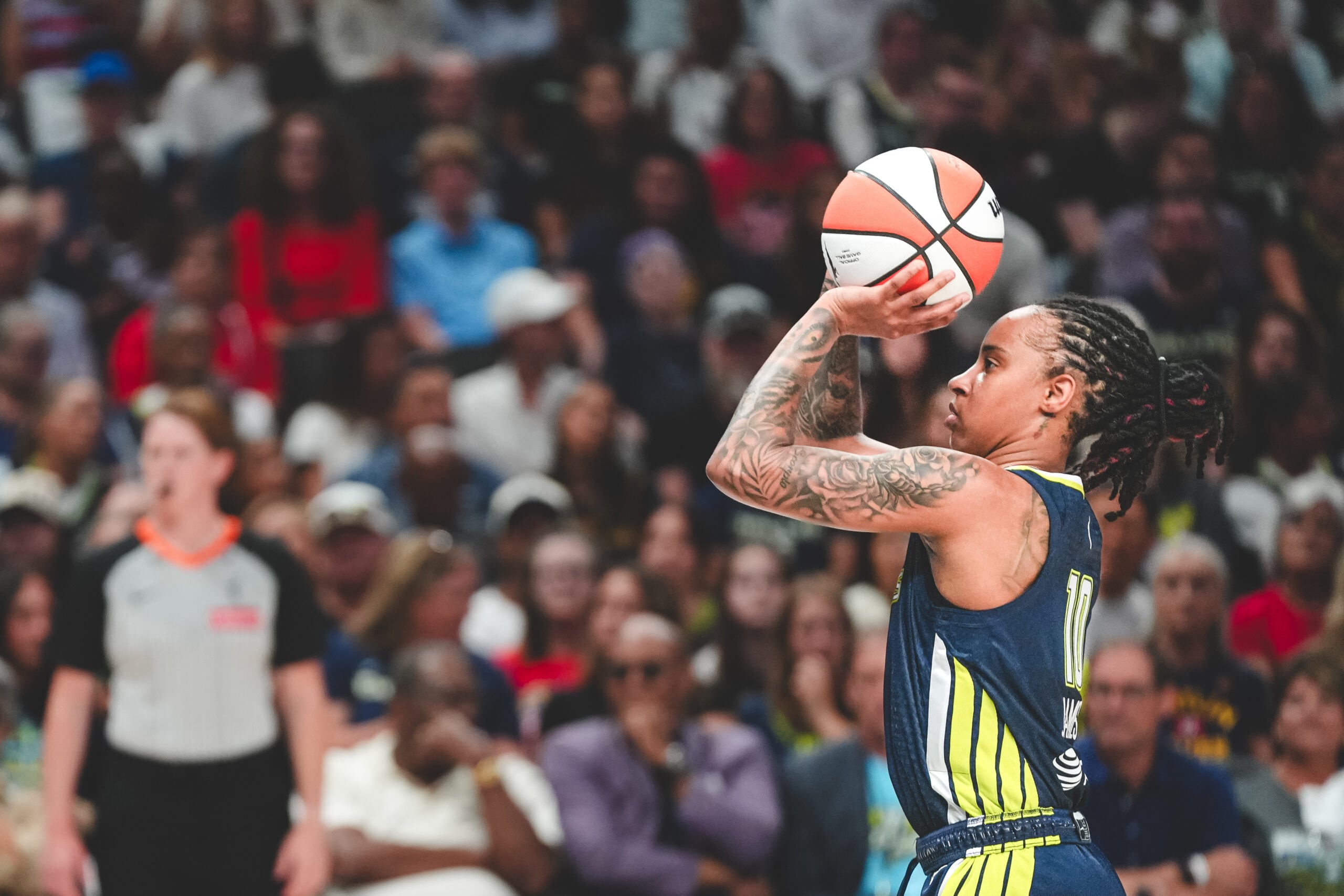 DALLAS, TX - 202506 27 - Dallas Wings vs. Indiana Fever