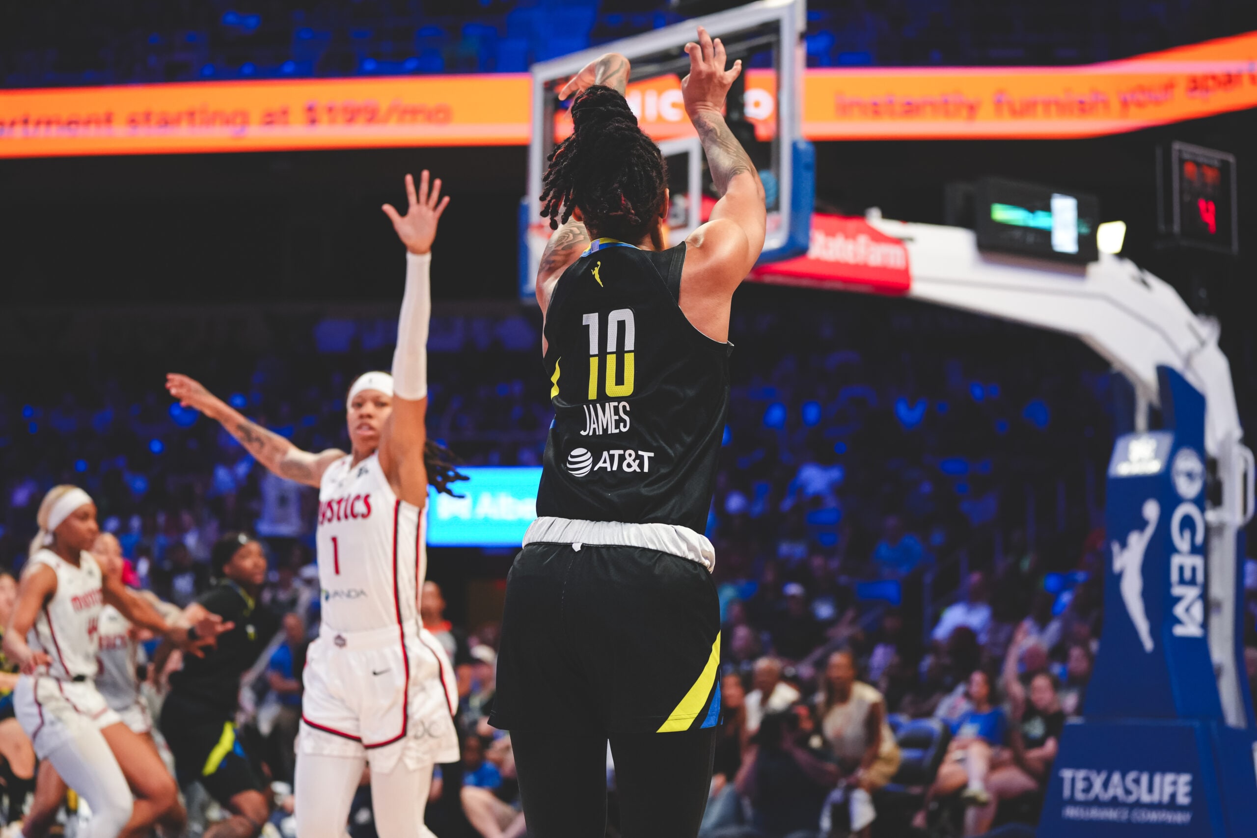 ARLINGTON, TX - 202506 28 - Dallas Wings vs. Washington Mystics