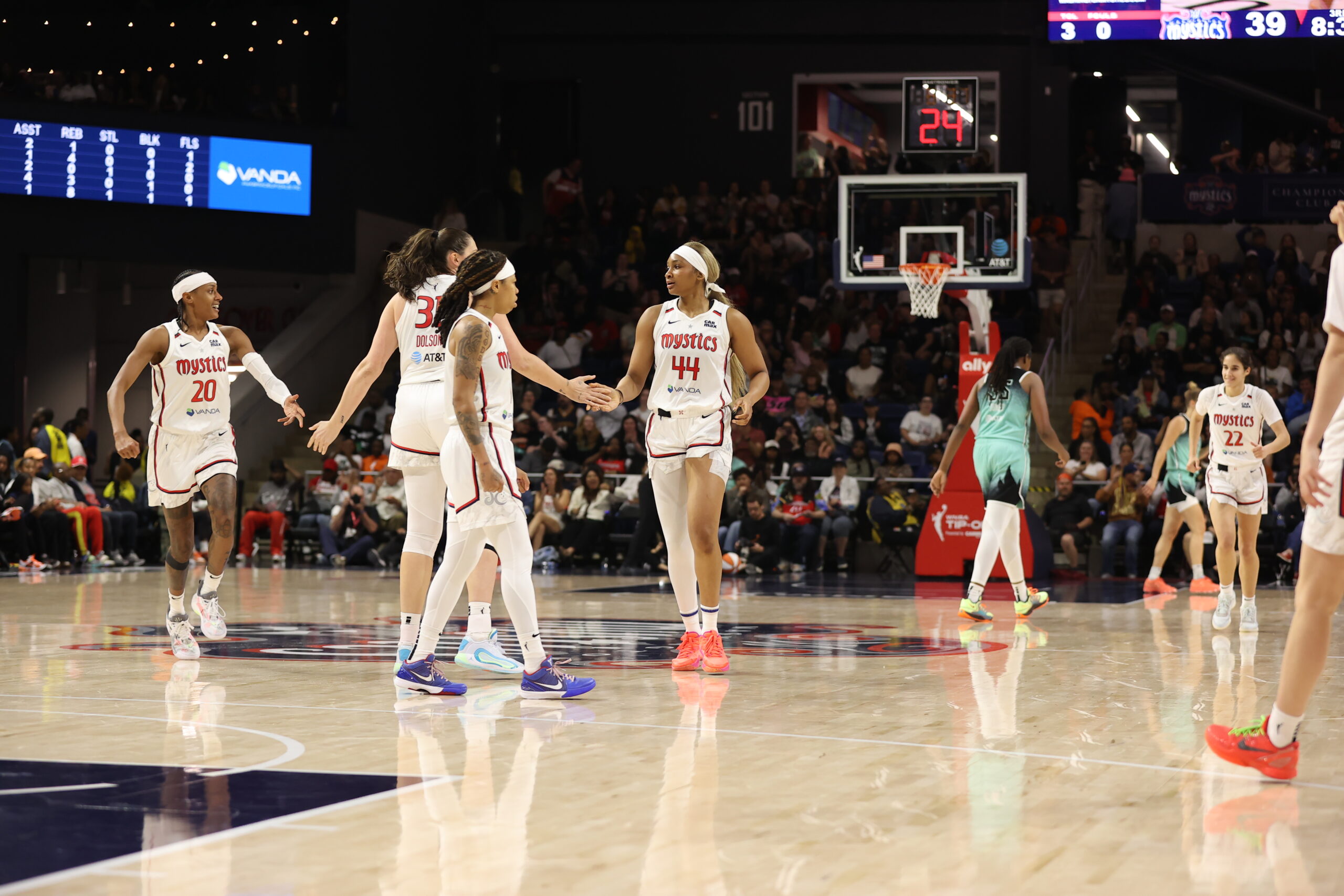 Mystics vs. Liberty