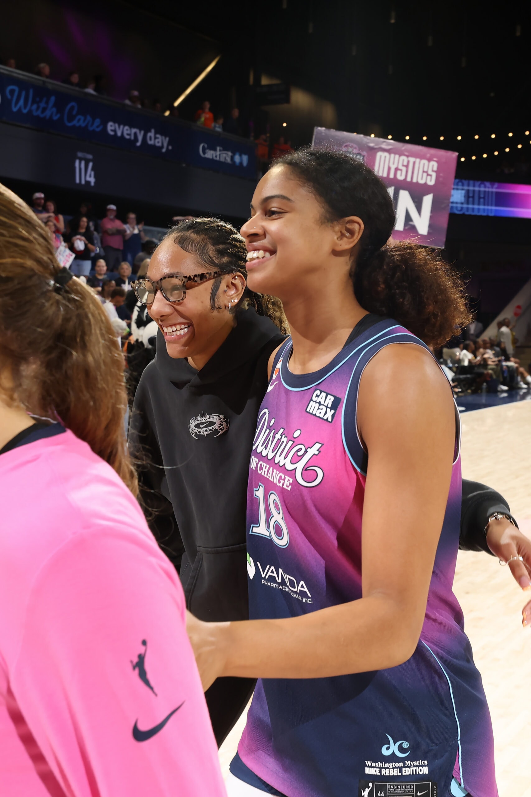 Dallas Wings v Washington Mystics
