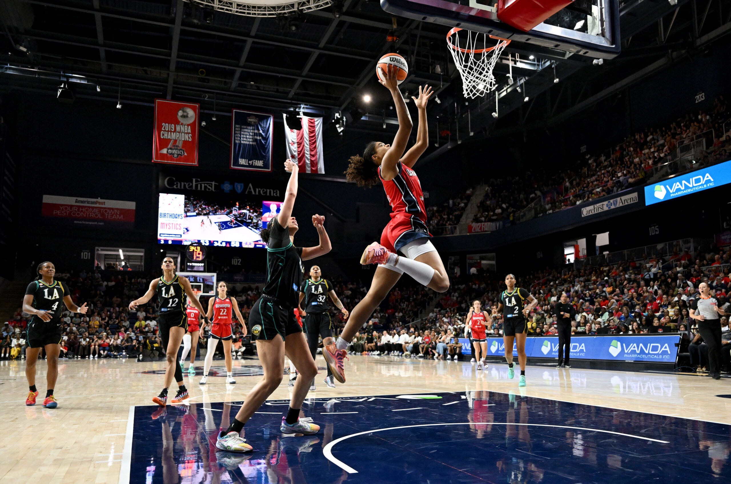 Los Angeles Sparks v Washington Mystics