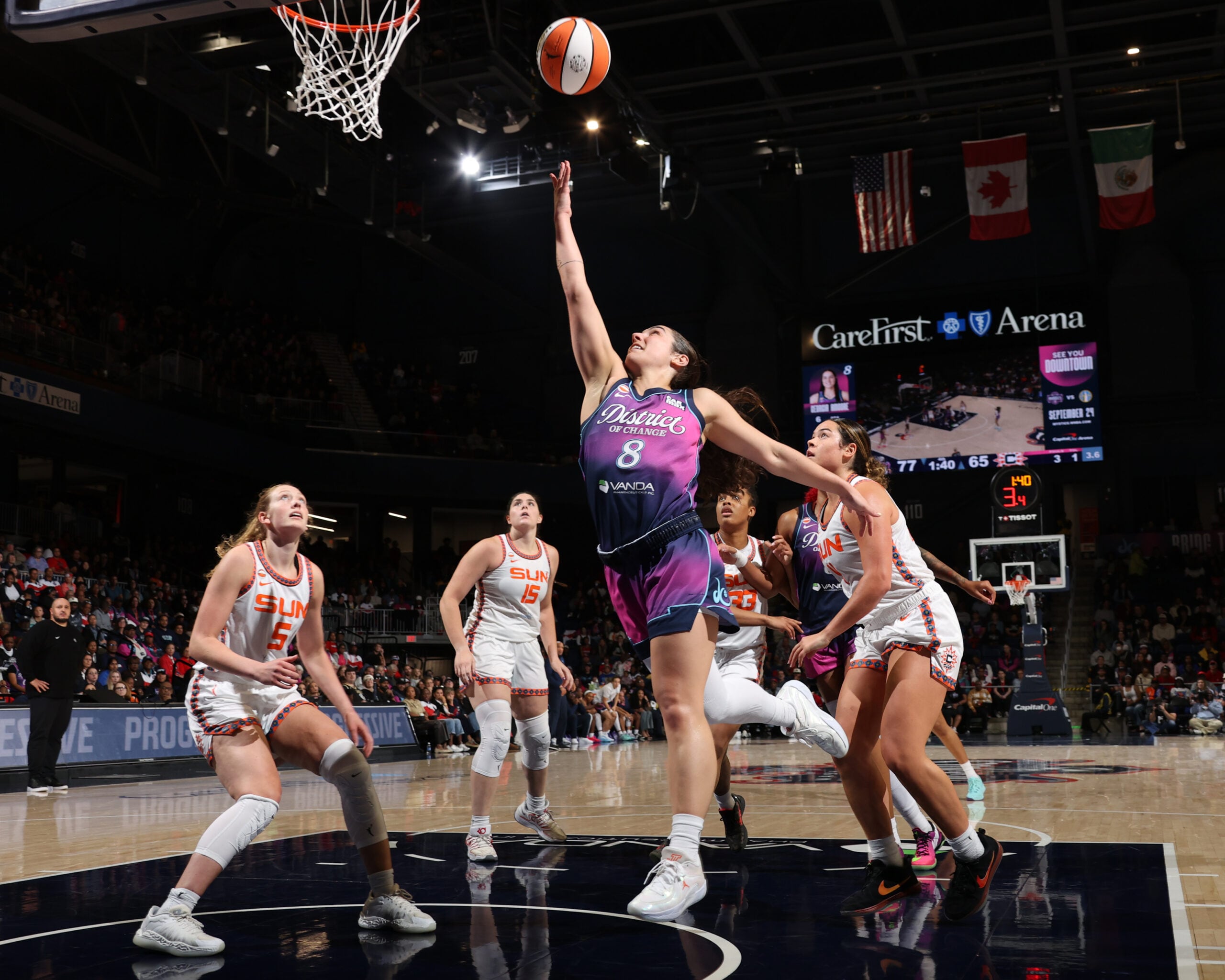 Connecticut Sun v Washington Mystics