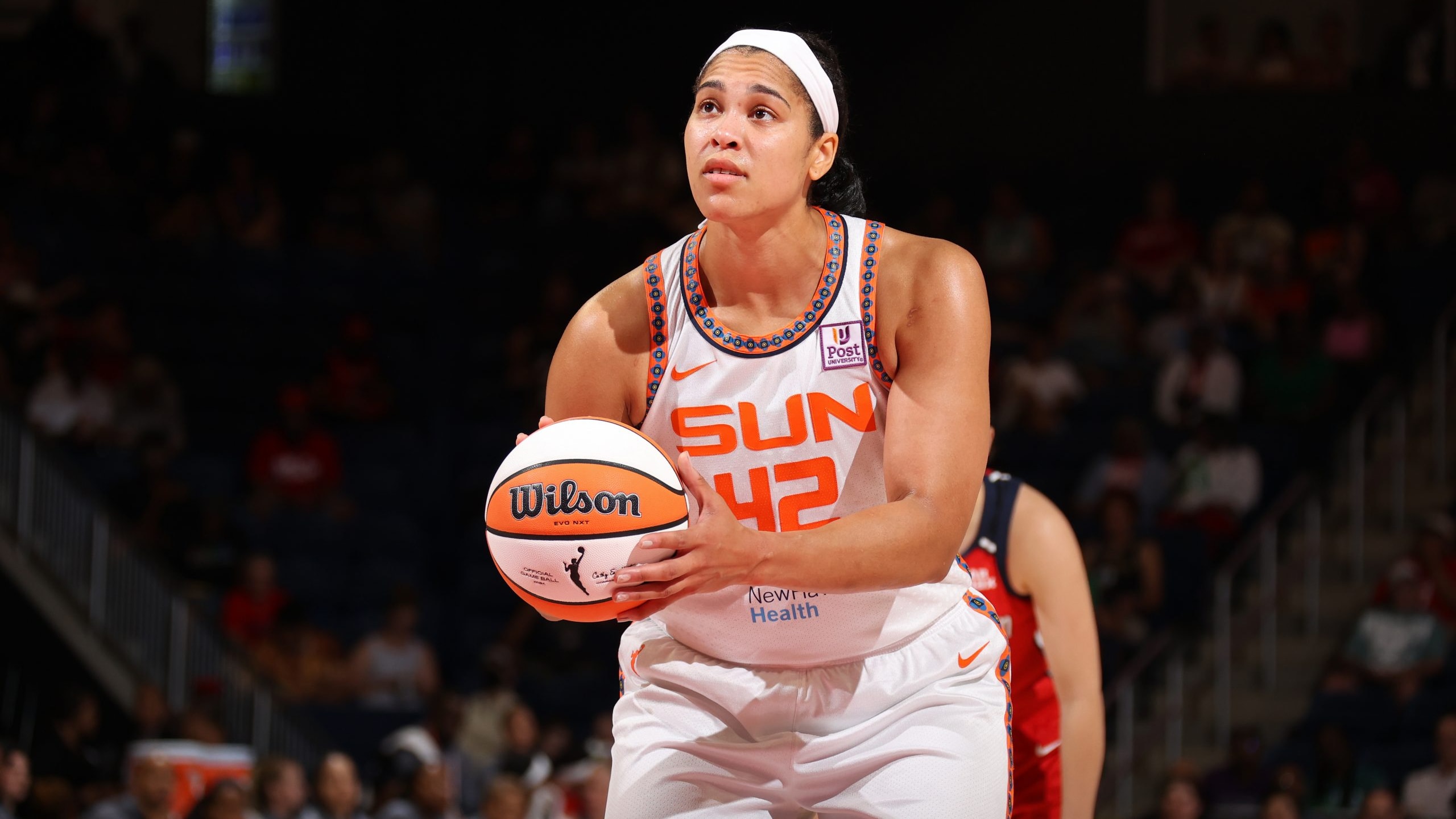 GAME RECAP: Connecticut Outlasts Washington in Overtime, 94-91