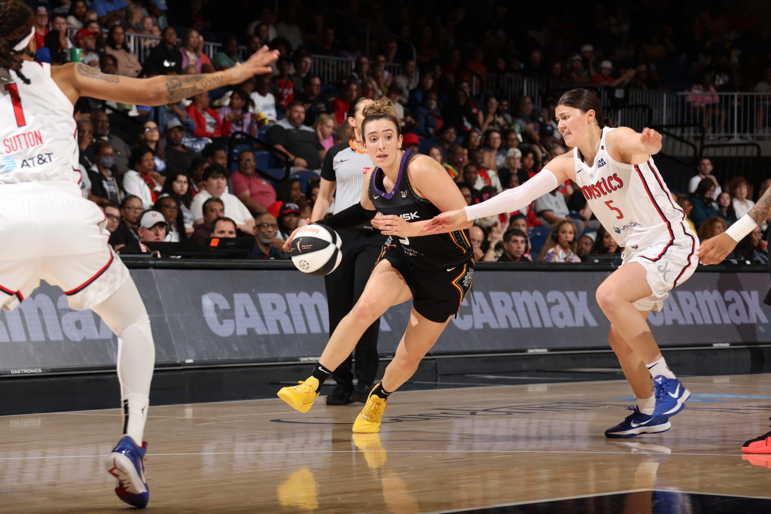 Connecticut Sun v Washington Mystics
