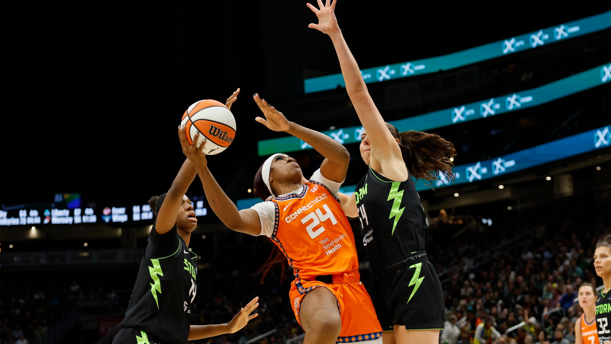 Connecticut Drops First Meeting with Seattle, 97-81
