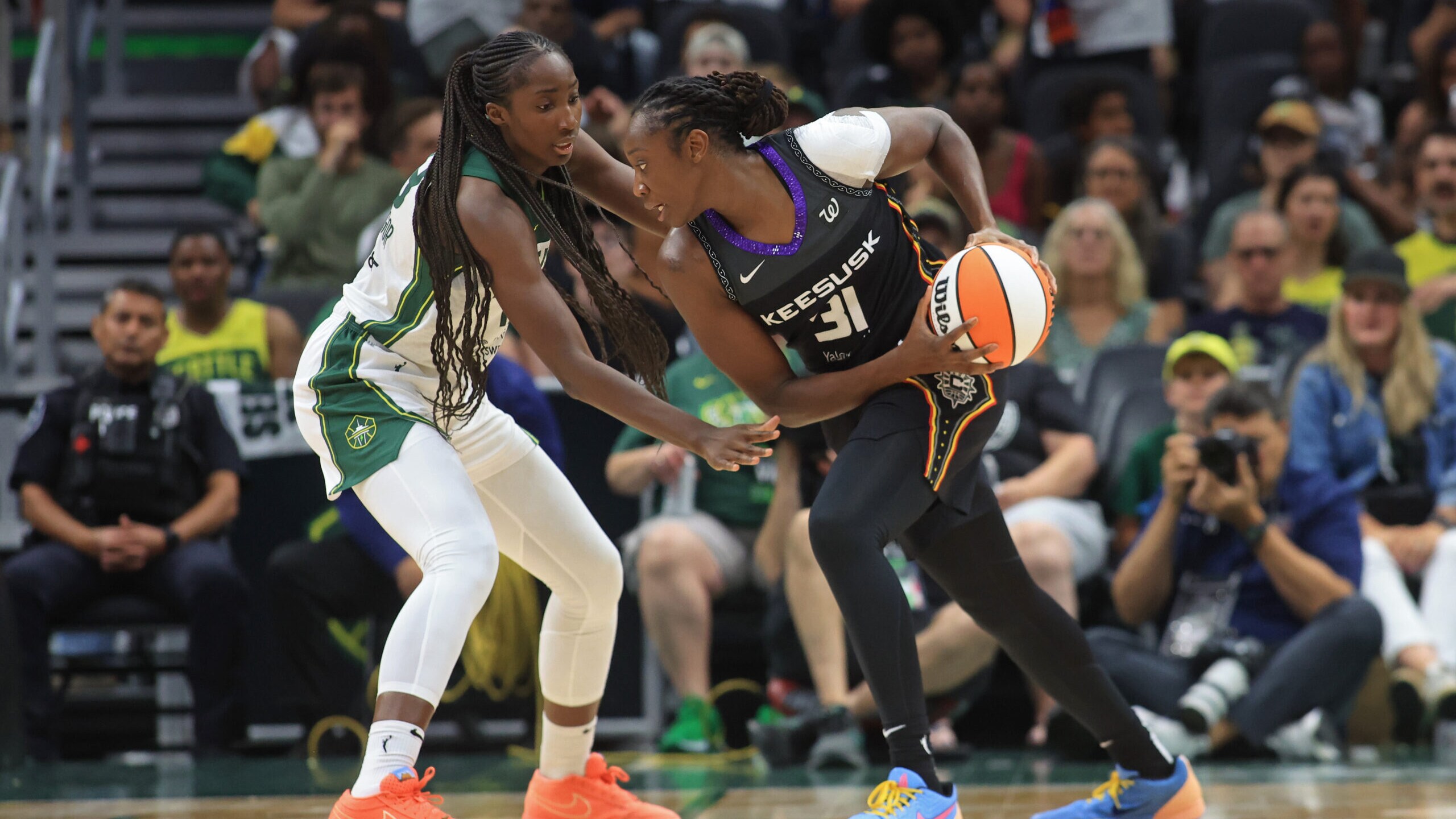 Tina Charles Hits 8,000 Points in Loss to the Storm, 79-65