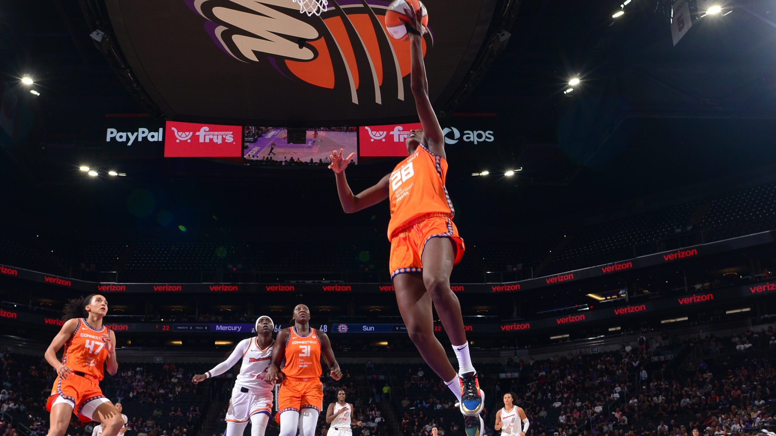 Connecticut Sun Slide Against Phoenix Mercury, 82-66