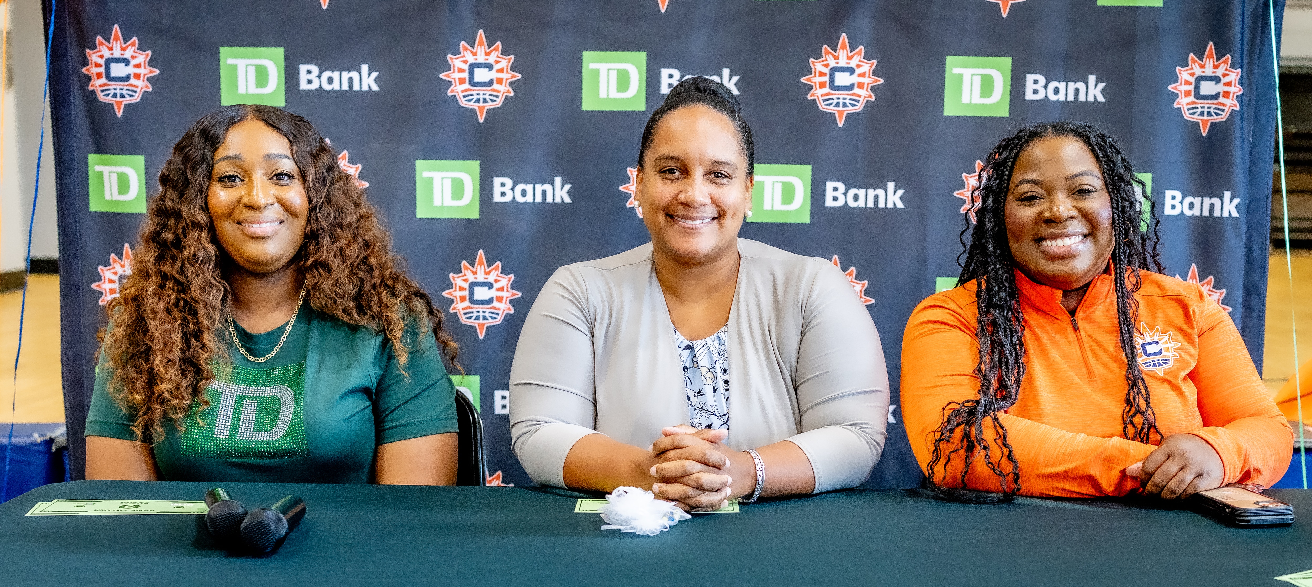 Connecticut Sun and TD Bank Host “Bank on Her” Event
