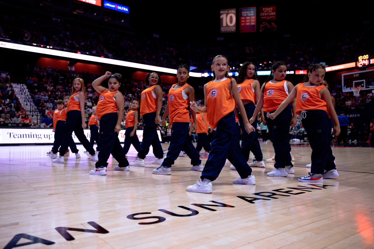 CT Sun Kids dance team