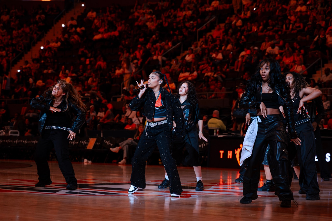halftime MIAH V.