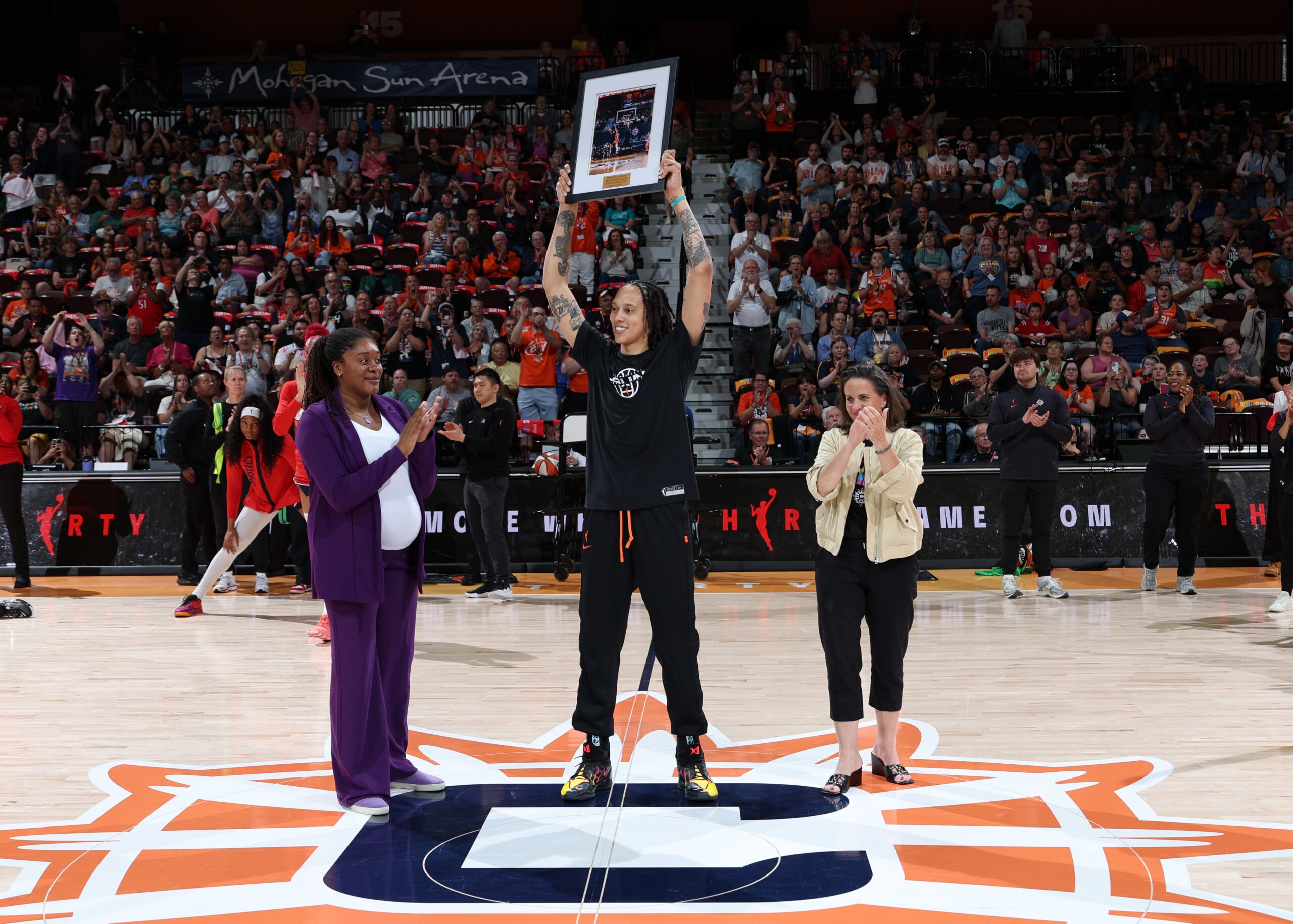 Washington Mystics v Connecticut Sun