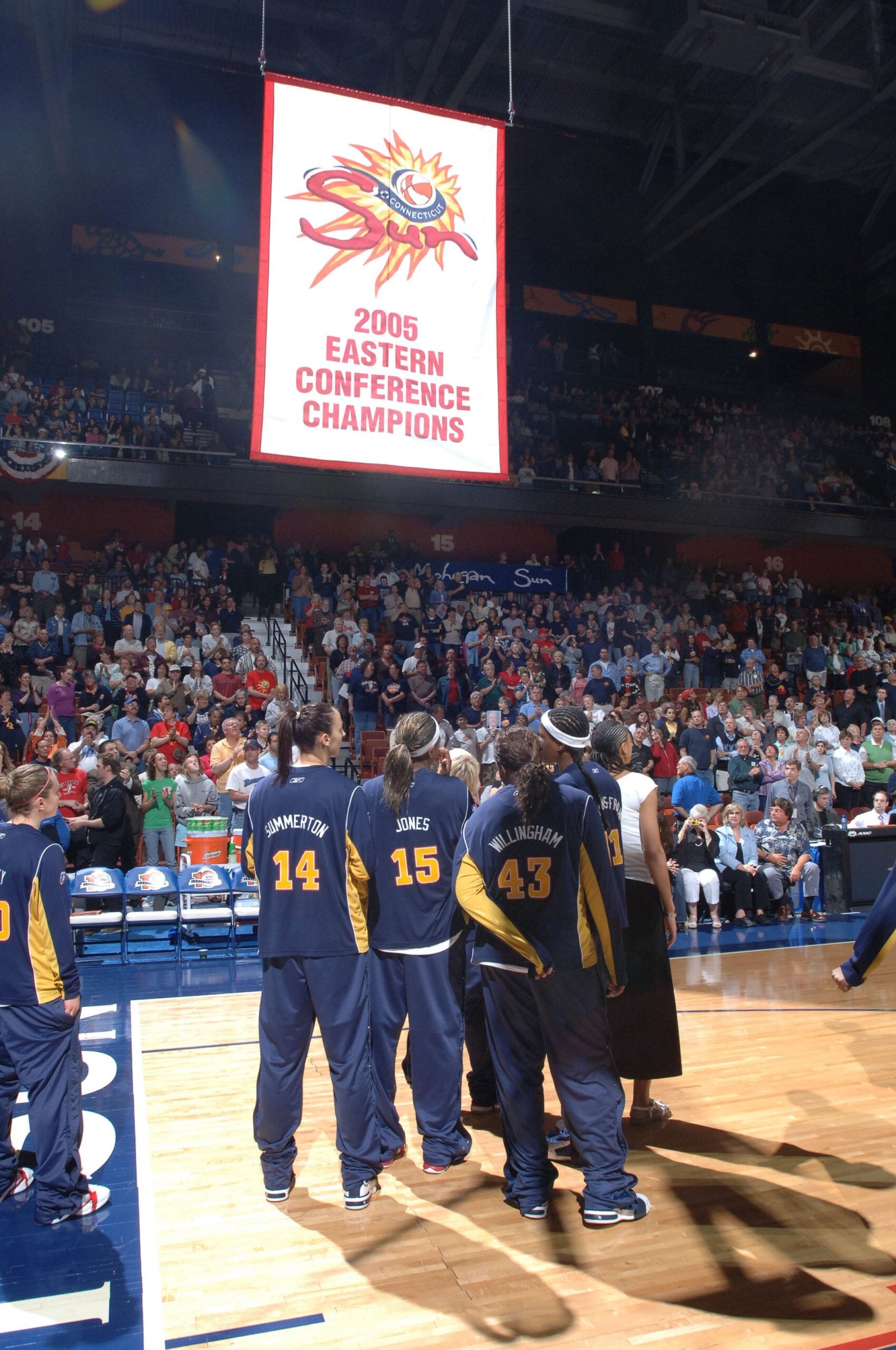 New York Liberty v Connecticut Sun