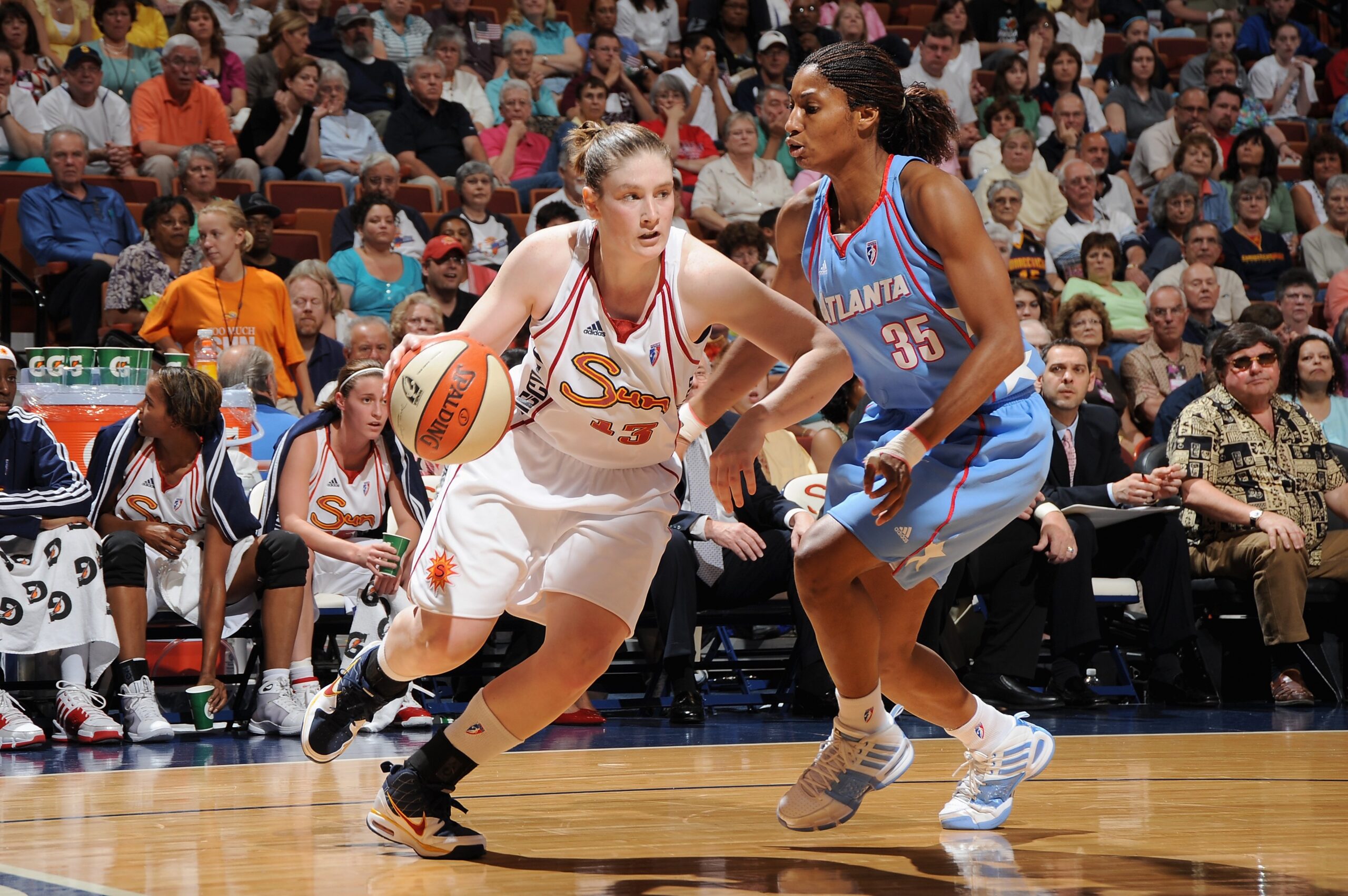 Atlanta Dream v Connecticut Sun