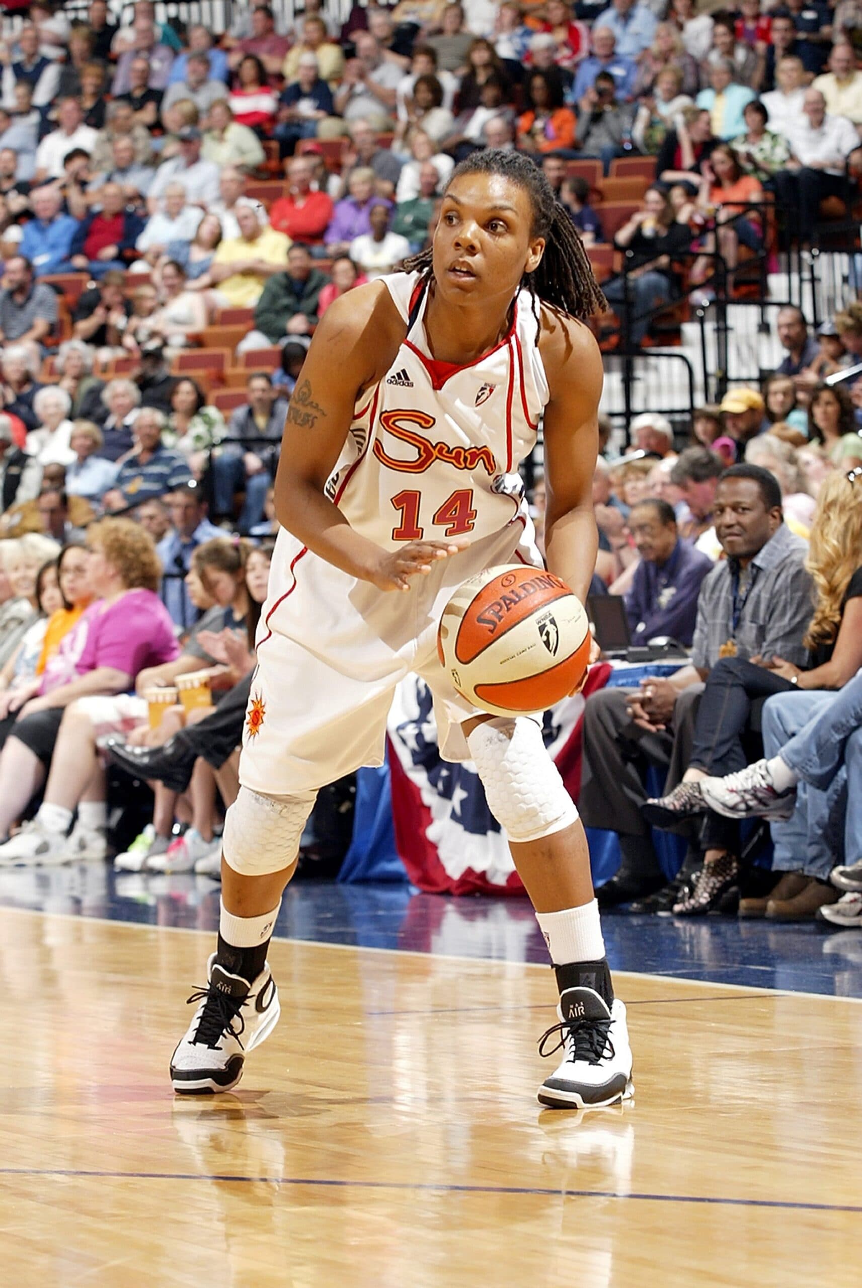 Chicago Sky v Connecticut Sun