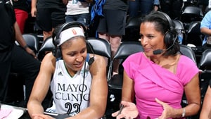 In The Lane With Lea B. | The Season Is Almost Here