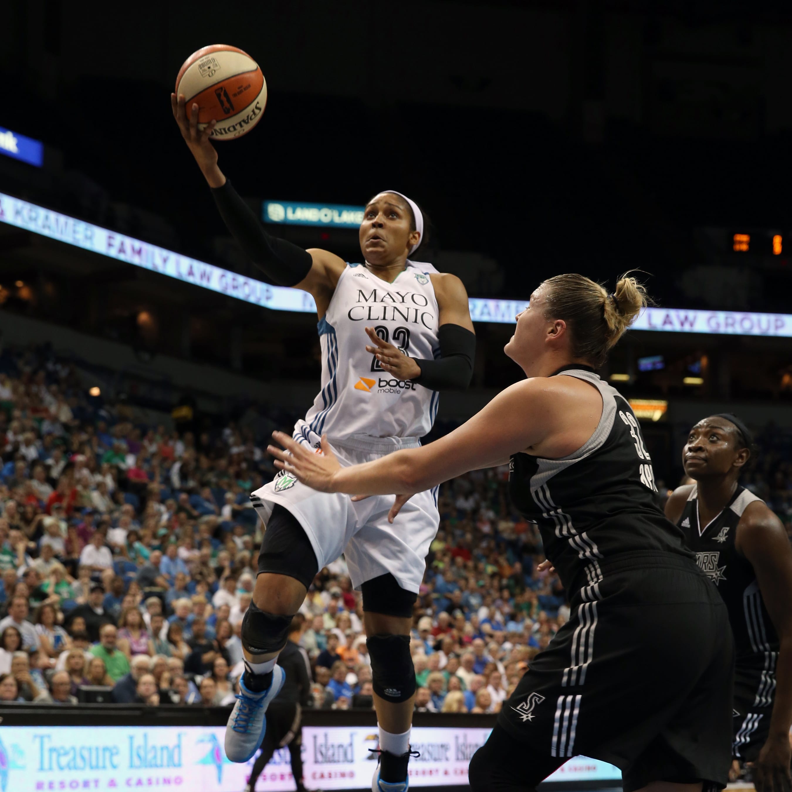 Lynx forward Maya Moore led the way yet again, scoring 20 points while adding nine rebounds and three assists. It was the fourth straight game that Moore has scored 20+ points and her sixth of the season.