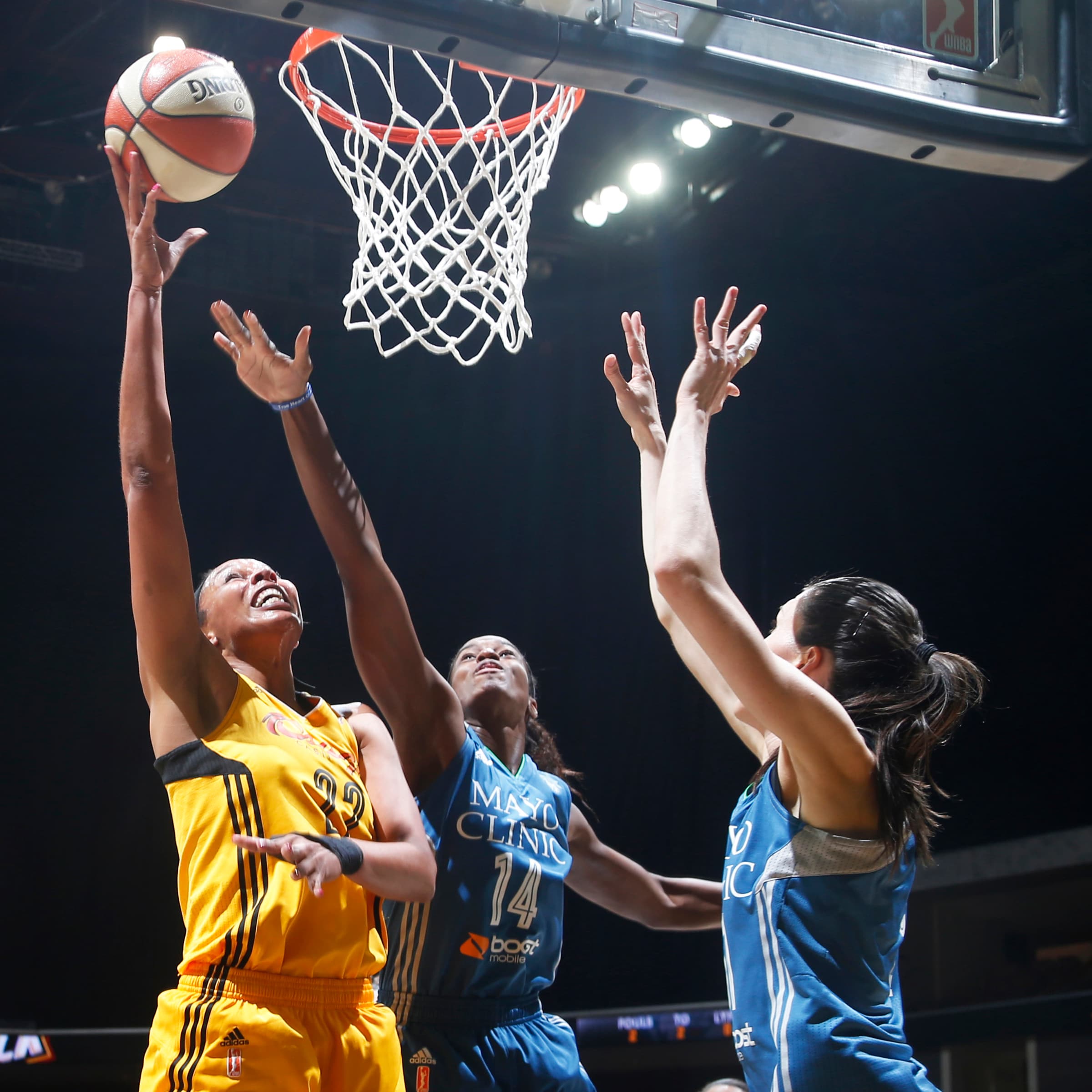 Shock forward Plenette Pierson had a solid game despite a great defensive showing by her Lynx counterpart Rebekkah Brunson. Pierson finished with 15 points and five rebounds.