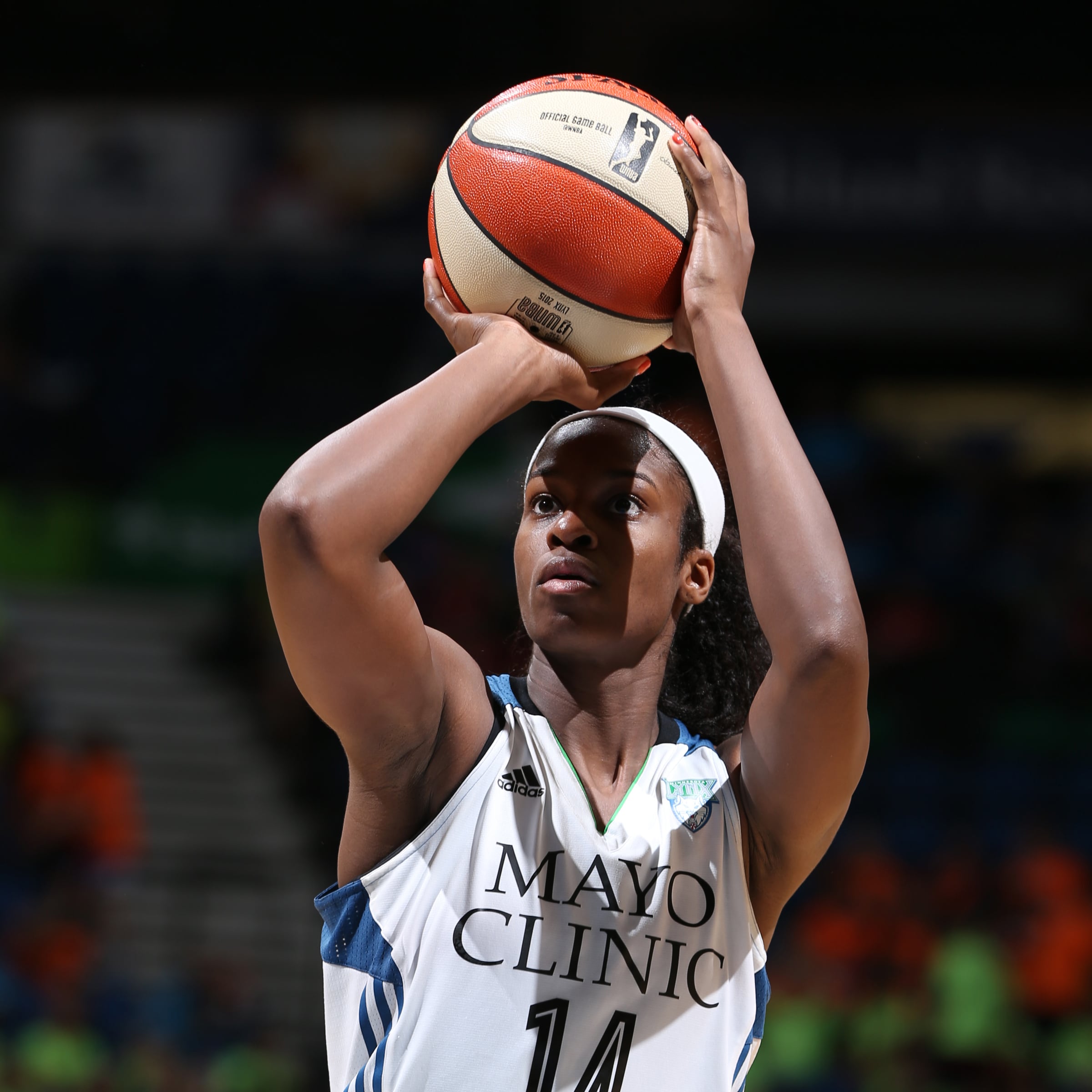 MINNEAPOLIS, MN - JULY 22: Devereaux Peters #14 of the Minnesota Lynx attempts a free throw against the Connecticut Sun on July 22, 2015 at Target Center in Minneapolis, Minnesota. NOTE TO USER: User expressly acknowledges and agrees that, by downloading and or using this Photograph, user is consenting to the terms and conditions of the Getty Images License Agreement. Mandatory Copyright Notice: Copyright 2015 NBAE (Photo by David Sherman/NBAE via Getty Images)