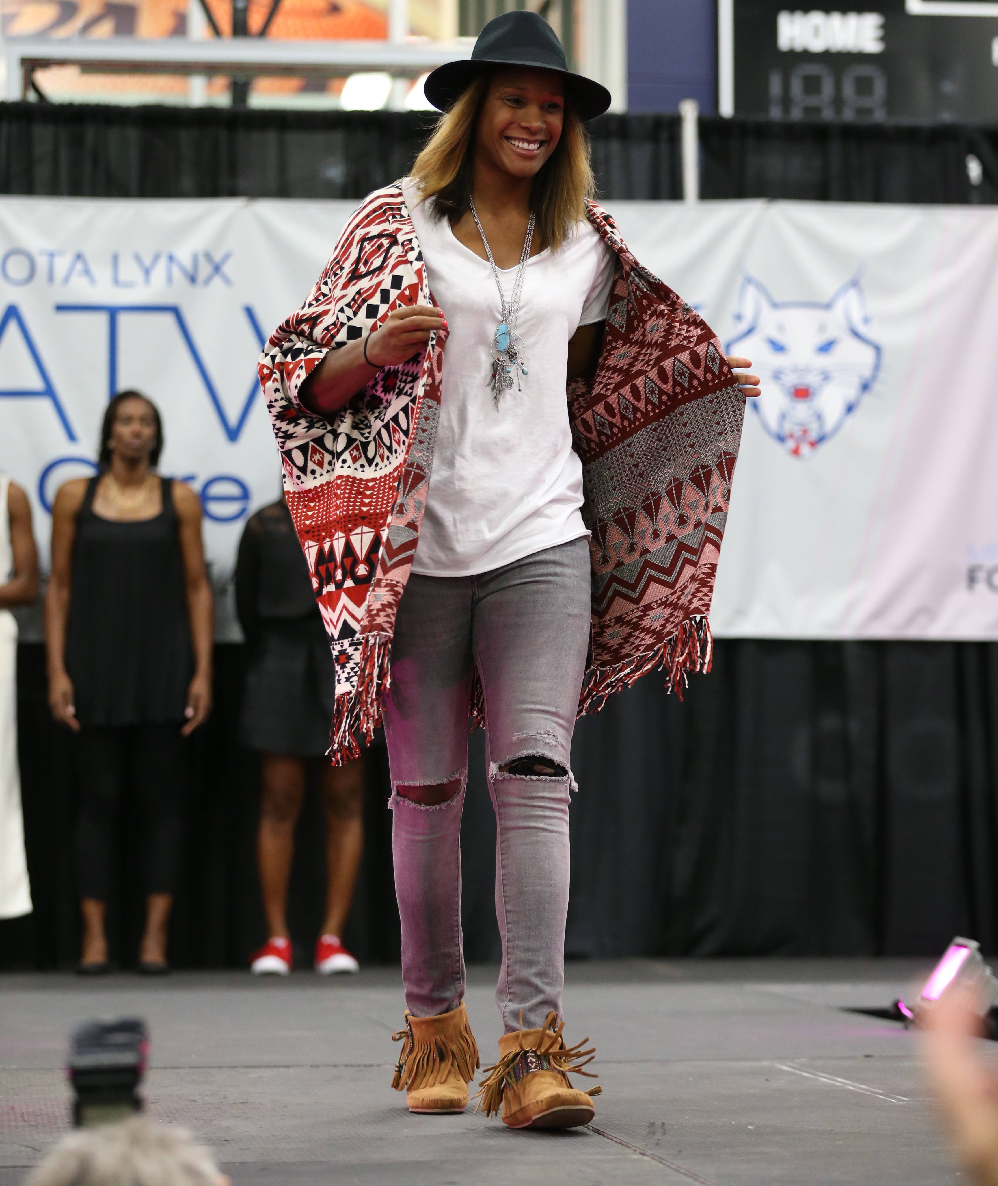 Lynx forward Rebekkah Brunson