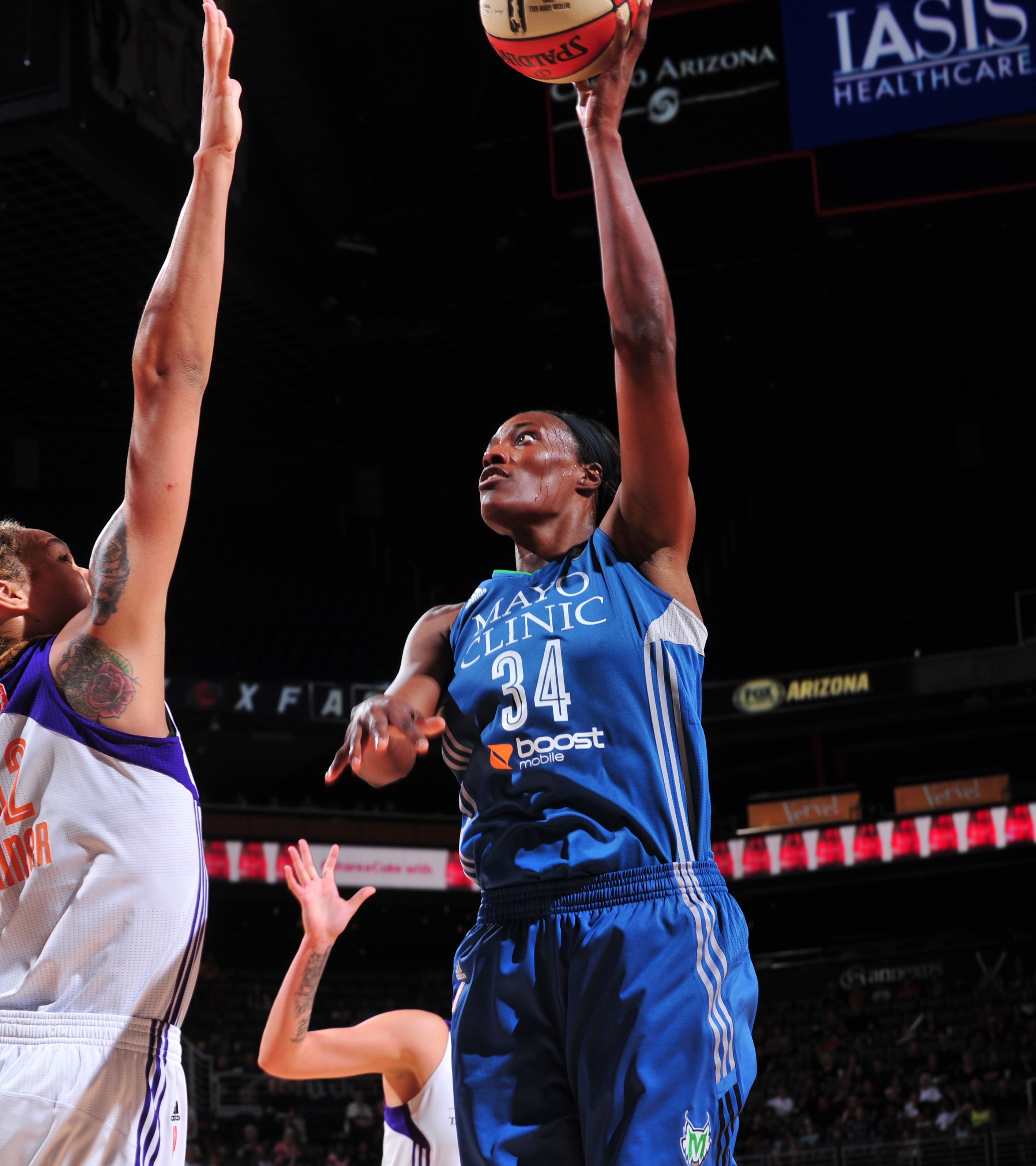 Facing off against one of the best centers in the WNBA in Brittney Griner, Lynx center Sylvia Fowles finished with a double-double, notching 16 points, 12 rebounds and two blocked shots.