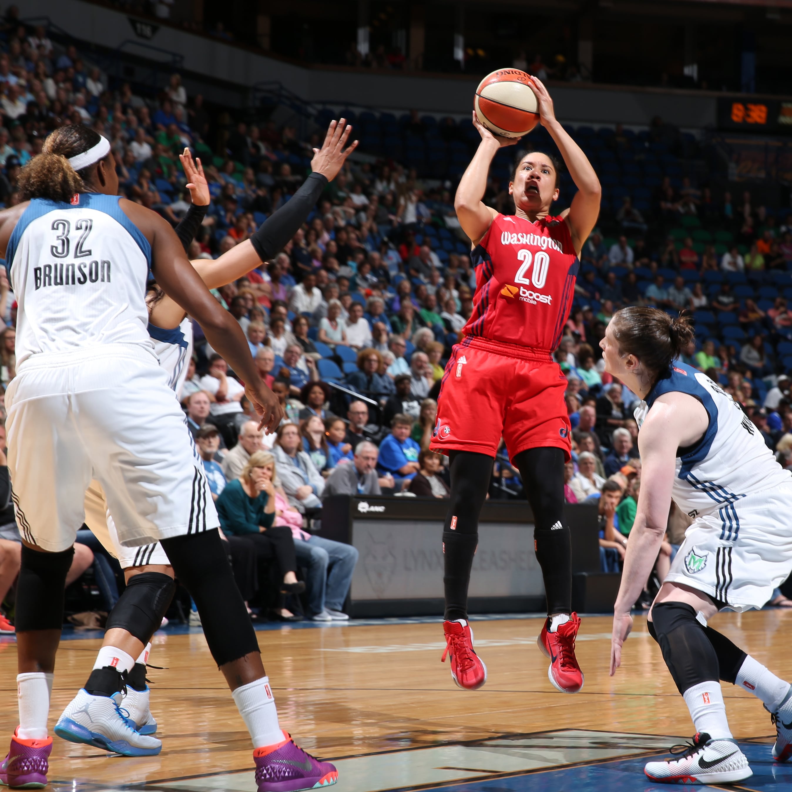 Mystics guard Kara Lawson was making seemingly every shot she put up, pouring in a game-high 20 points to go with her three rebounds and three assists.