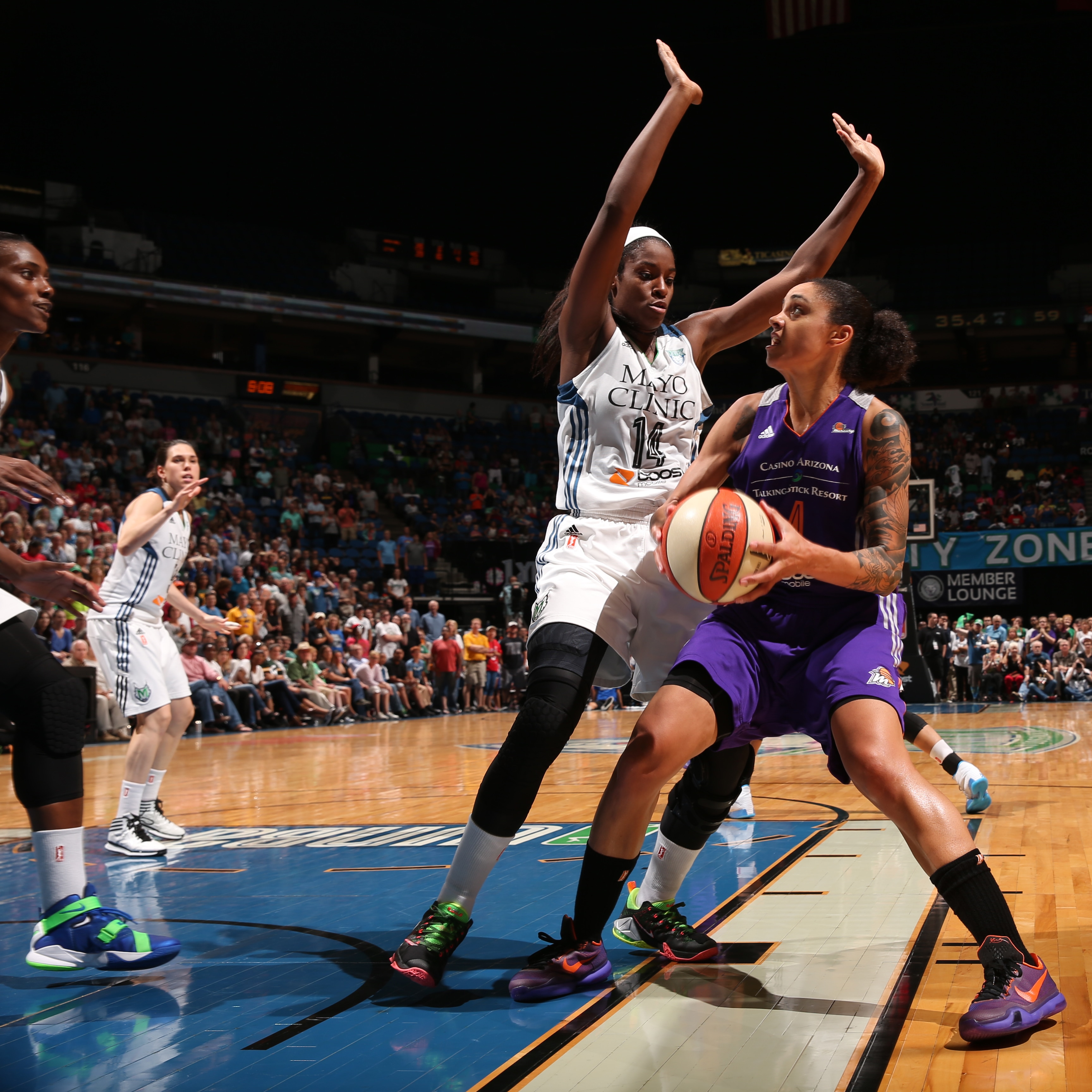 Mercury forward Candice Dupree had a solid game, finishing with 14 points, eight rebounds and two steals.
