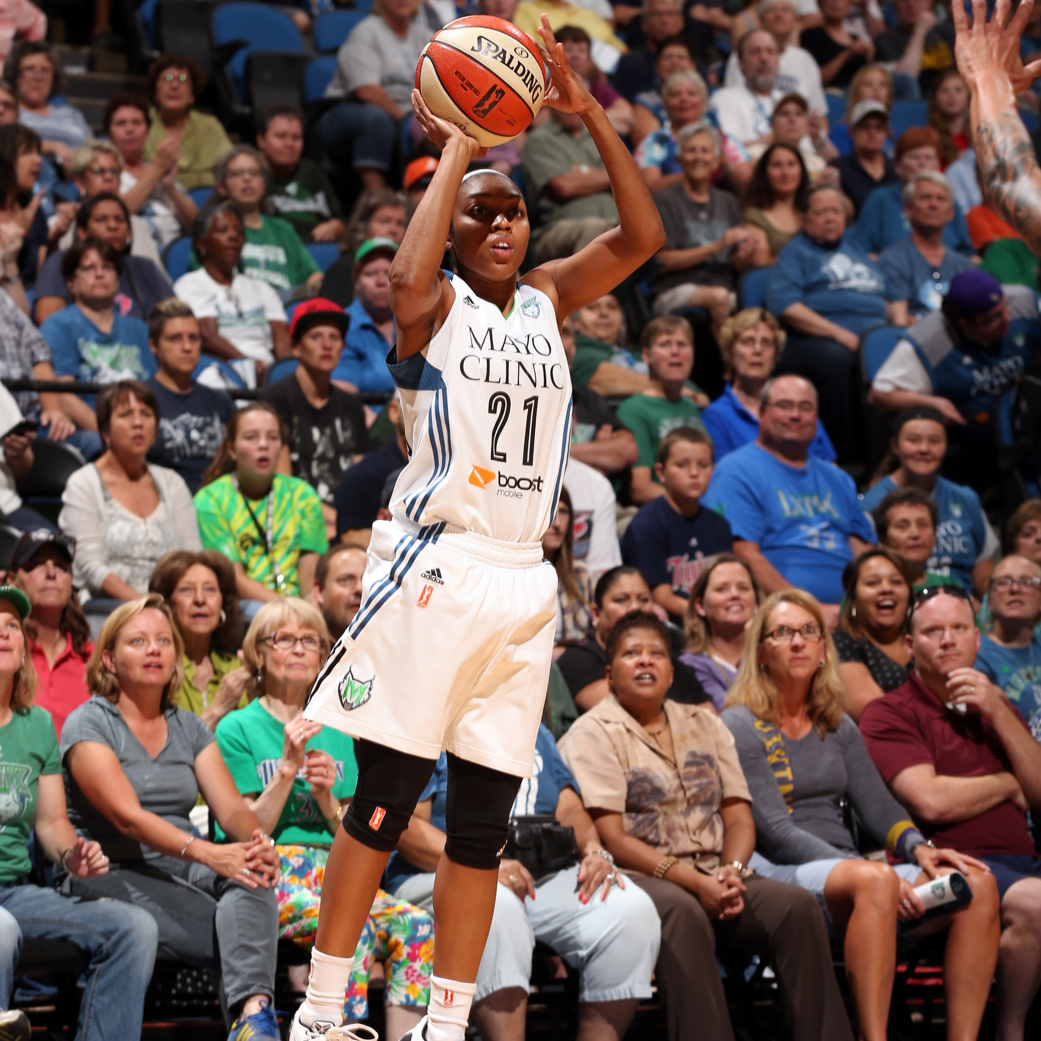 Lynx guard Renee Montgomery had a great night off the bench for the Lynx, finishing with 15 points, two assists and two steals.