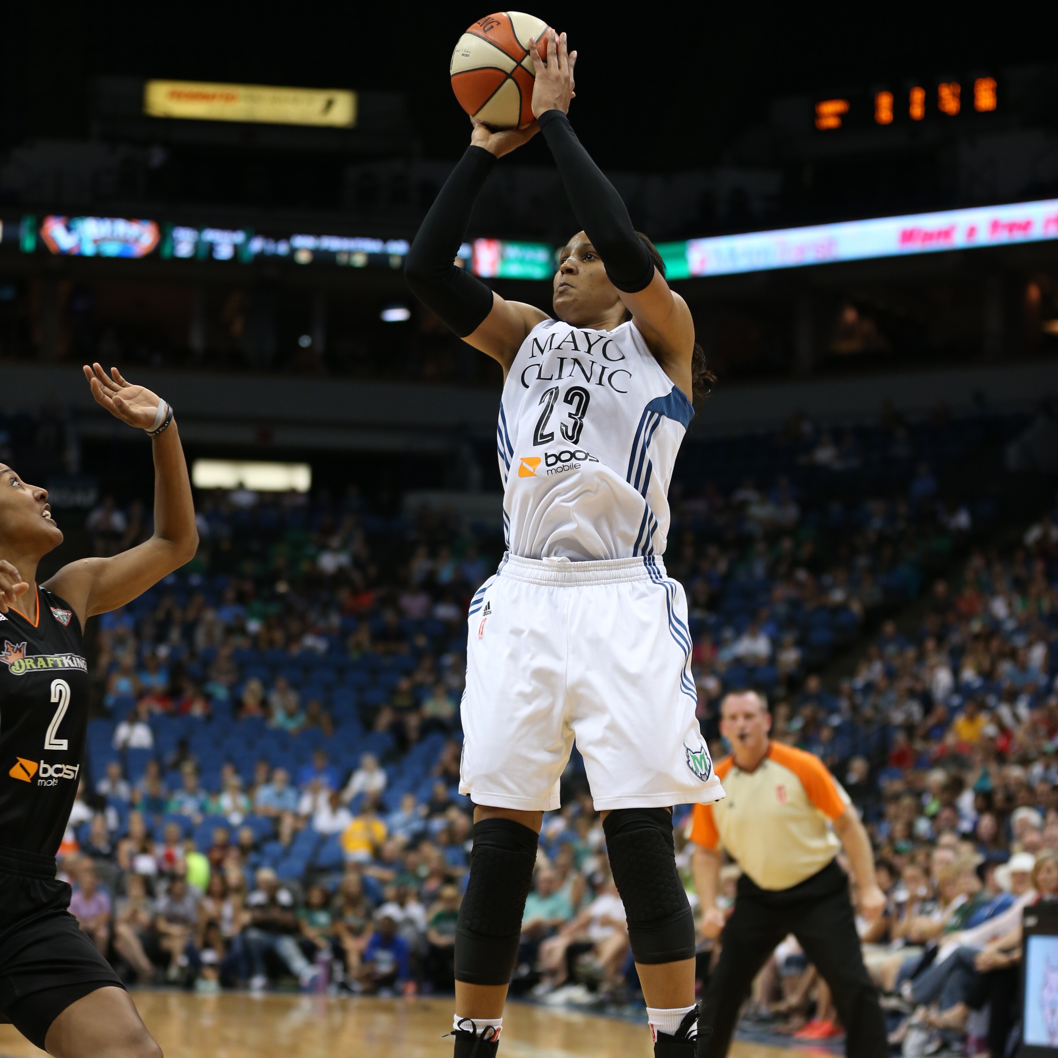 After taking an incidental elbow to the face in last Friday night's game, Maya Moore, black-eye and all, came out to lead Minnesota, scoring 23 points, grabbing five rebounds, dishing out two assists and snatching two steals in the Lynx loss.