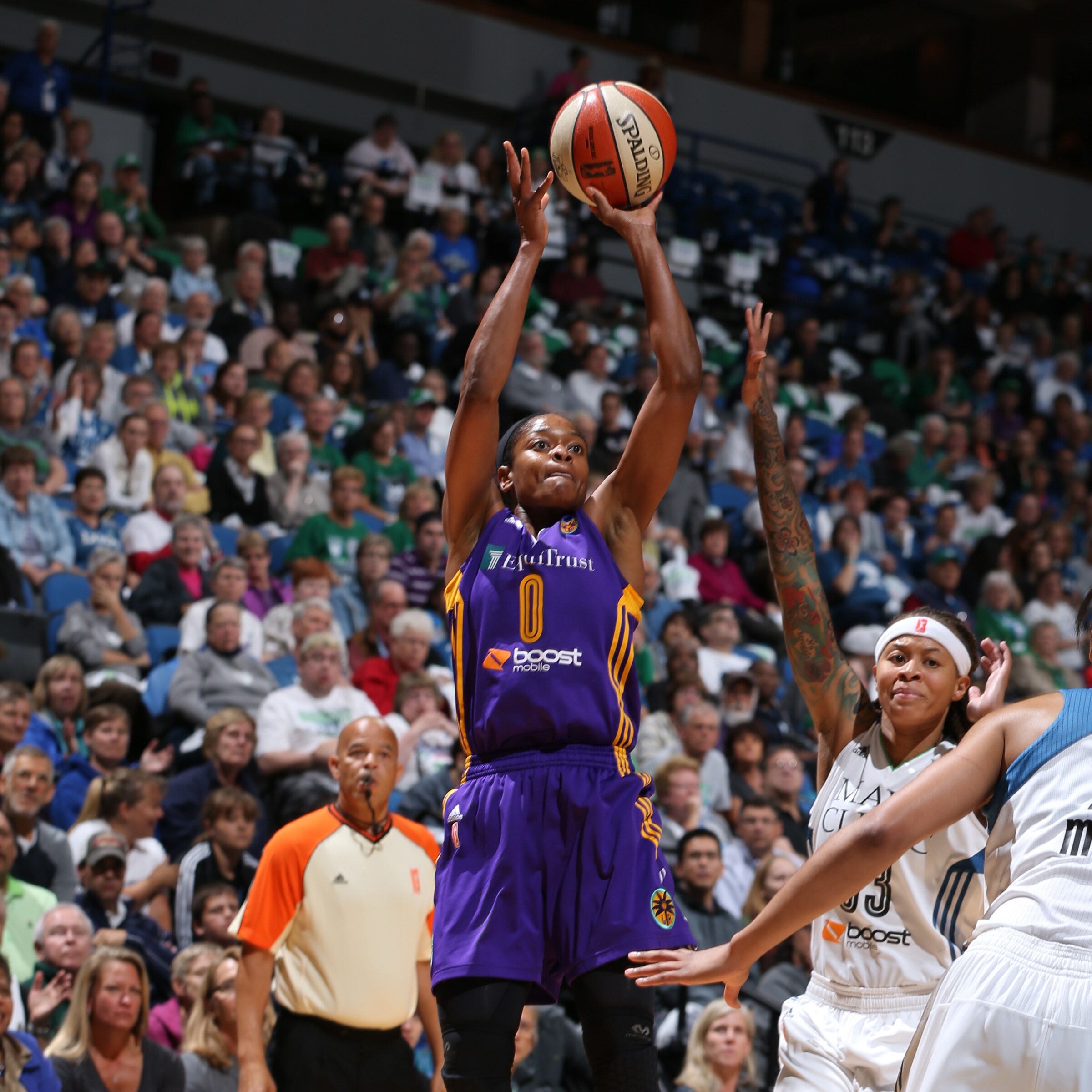 MINNEAPOLIS, MN - SEPTEMBER 18: Alana Beard #0 of the Los Angeles Sparks shoots the ball against the Minnesota Lynx during Game 1 of the 2015 WNBA Western Conference Semifinal on September 18, 2015 at Target Center in Minneapolis, Minnesota. NOTE TO USER: User expressly acknowledges and agrees that, by downloading and or using this Photograph, user is consenting to the terms and conditions of the Getty Images License Agreement. Mandatory Copyright Notice: Copyright 2015 NBAE (Photo by David Sherman/NBAE via Getty Images)