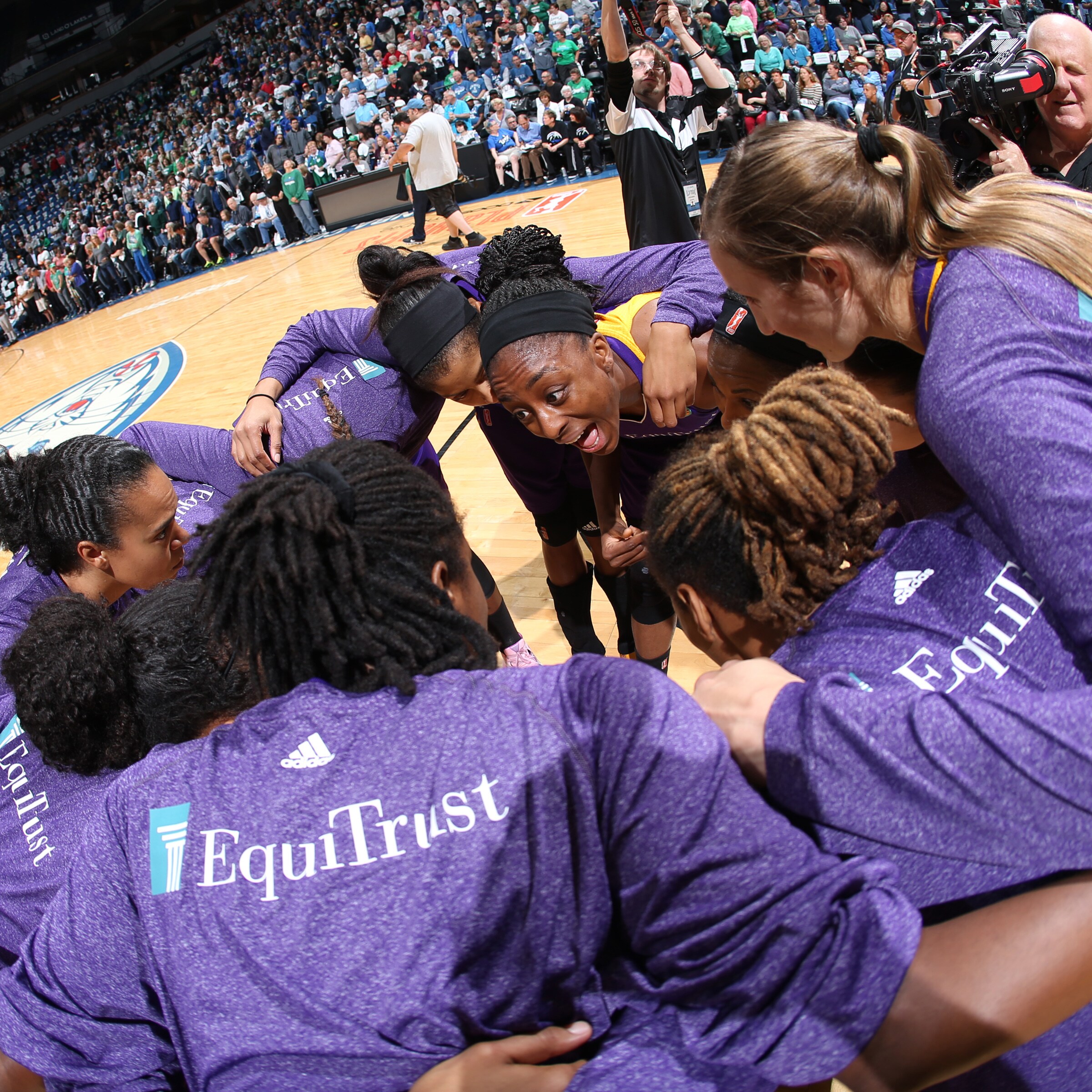 MINNEAPOLIS, MN - SEPTEMBER 18: The Los Angeles Sparks huddle before the game against the Minnesota Lynx in Game 1 of the 2015 WNBA Western Conference Semifinal on September 18, 2015 at Target Center in Minneapolis, Minnesota. NOTE TO USER: User expressly acknowledges and agrees that, by downloading and or using this Photograph, user is consenting to the terms and conditions of the Getty Images License Agreement. Mandatory Copyright Notice: Copyright 2015 NBAE (Photo by David Sherman/NBAE via Getty Images)