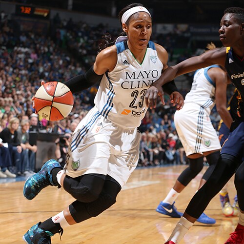 MINNEAPOLIS, MN - OCTOBER 6: Maya Moore #23 of the Minnesota Lynx handles the ball against the Indiana Fever during Game Two of the 2015 WNBA Finals on October 6, 2015 at Target Center in Minneapolis, Minnesota. NOTE TO USER: User expressly acknowledges and agrees that, by downloading and or using this Photograph, user is consenting to the terms and conditions of the Getty Images License Agreement. Mandatory Copyright Notice: Copyright 2015 NBAE (Photo by David Sherman/NBAE via Getty Images)