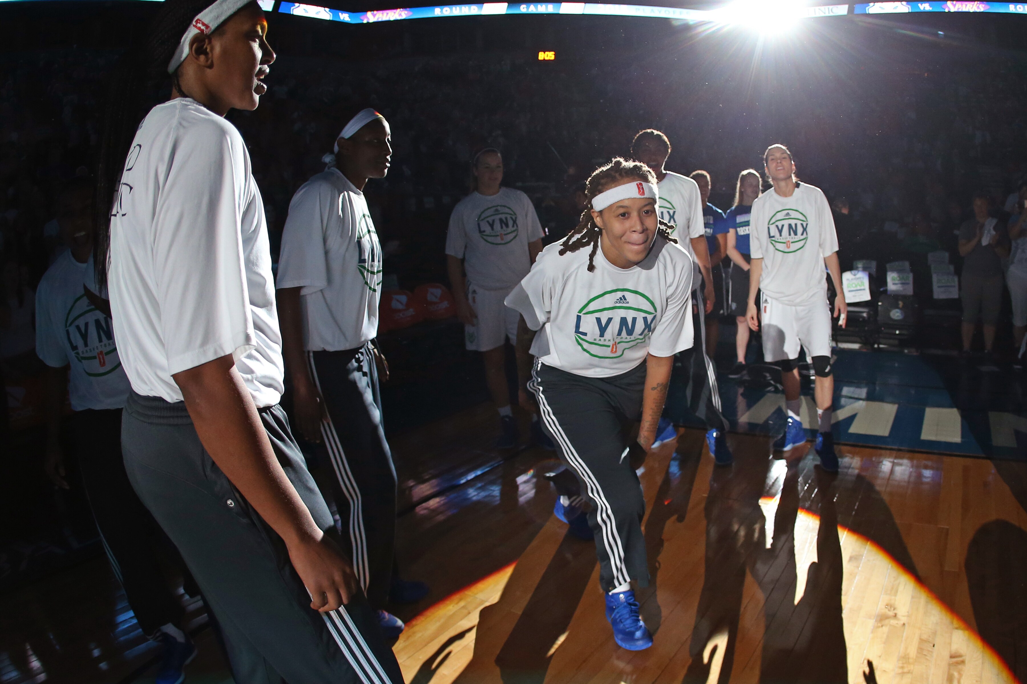MINNEAPOLIS, MN - SEPTEMBER 22:  Seimone Augustus #33 of the Minnesota Lynx runs out before Game Three of the WNBA Western Conference Semifinal against the Los Angeles Sparks on September 22, 2015 at Target Center in Minneapolis, Minnesota. NOTE TO USER: User expressly acknowledges and agrees that, by downloading and or using this Photograph, user is consenting to the terms and conditions of the Getty Images License Agreement. Mandatory Copyright Notice: Copyright 2015 NBAE (Photo by David Sherman/NBAE via Getty Images)
