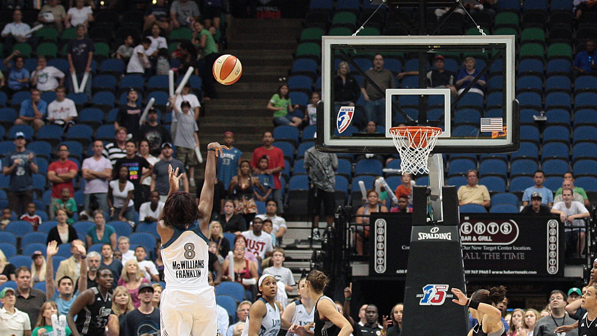 Flashback Friday | Taj Hits Game Winner Against San Antonio