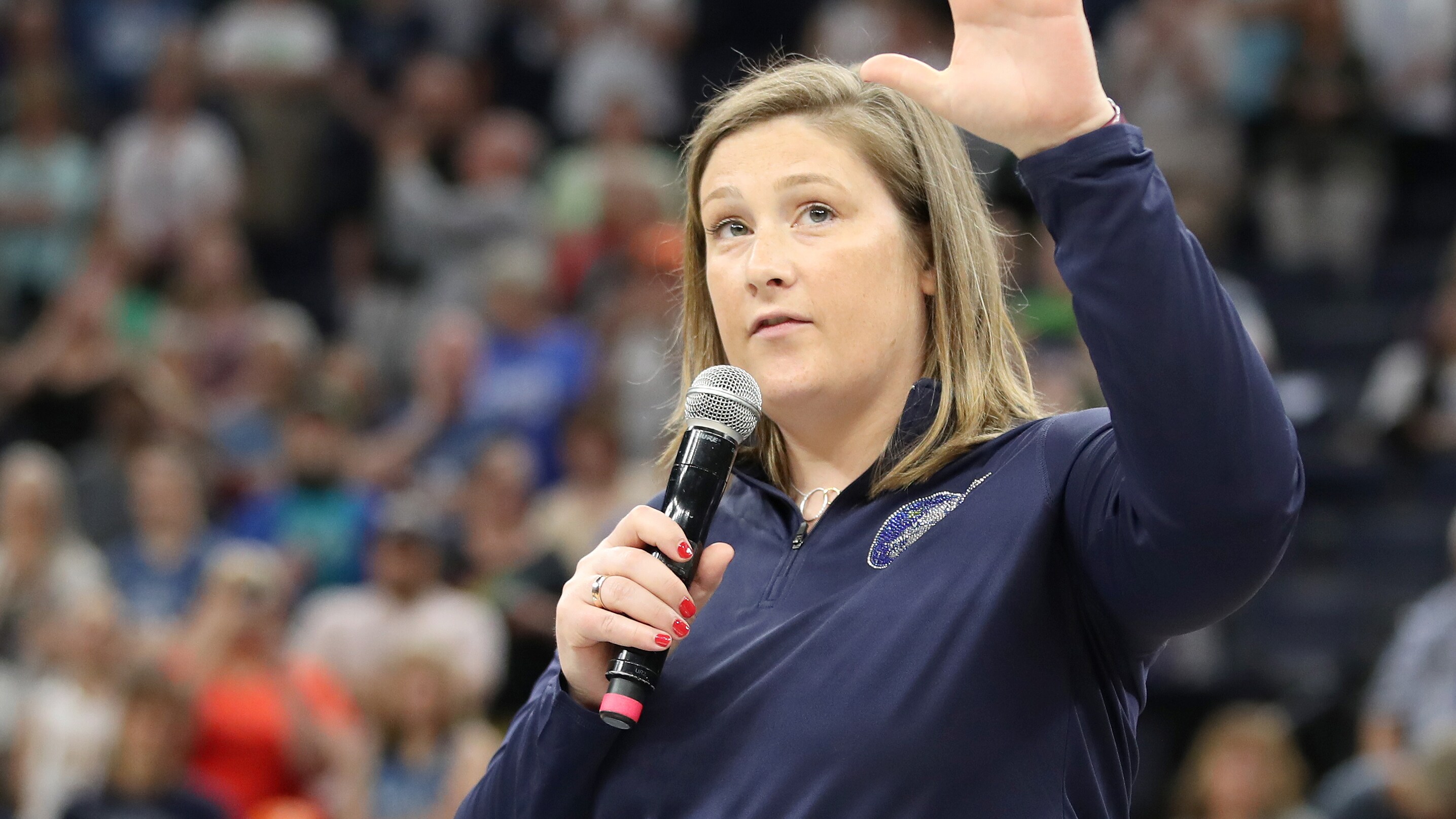Whalen Shares Her Extraordinary Success With The Entire Lynx Franchise