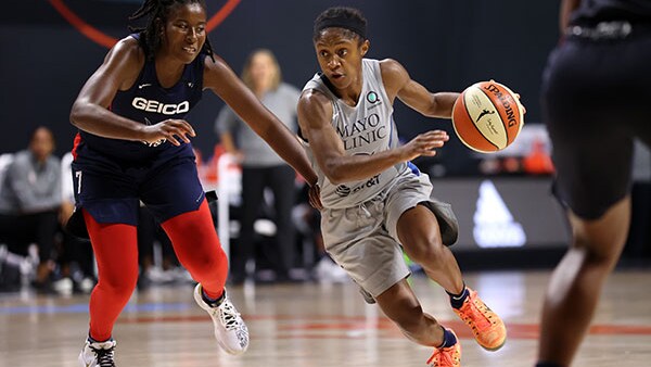 Lynx Narrowly Drop Second Straight, 89-86