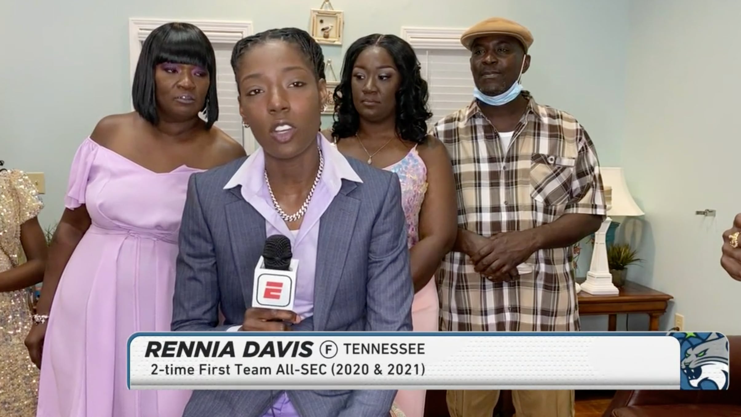 Rennia Davis Is Ready To Go For Lynx