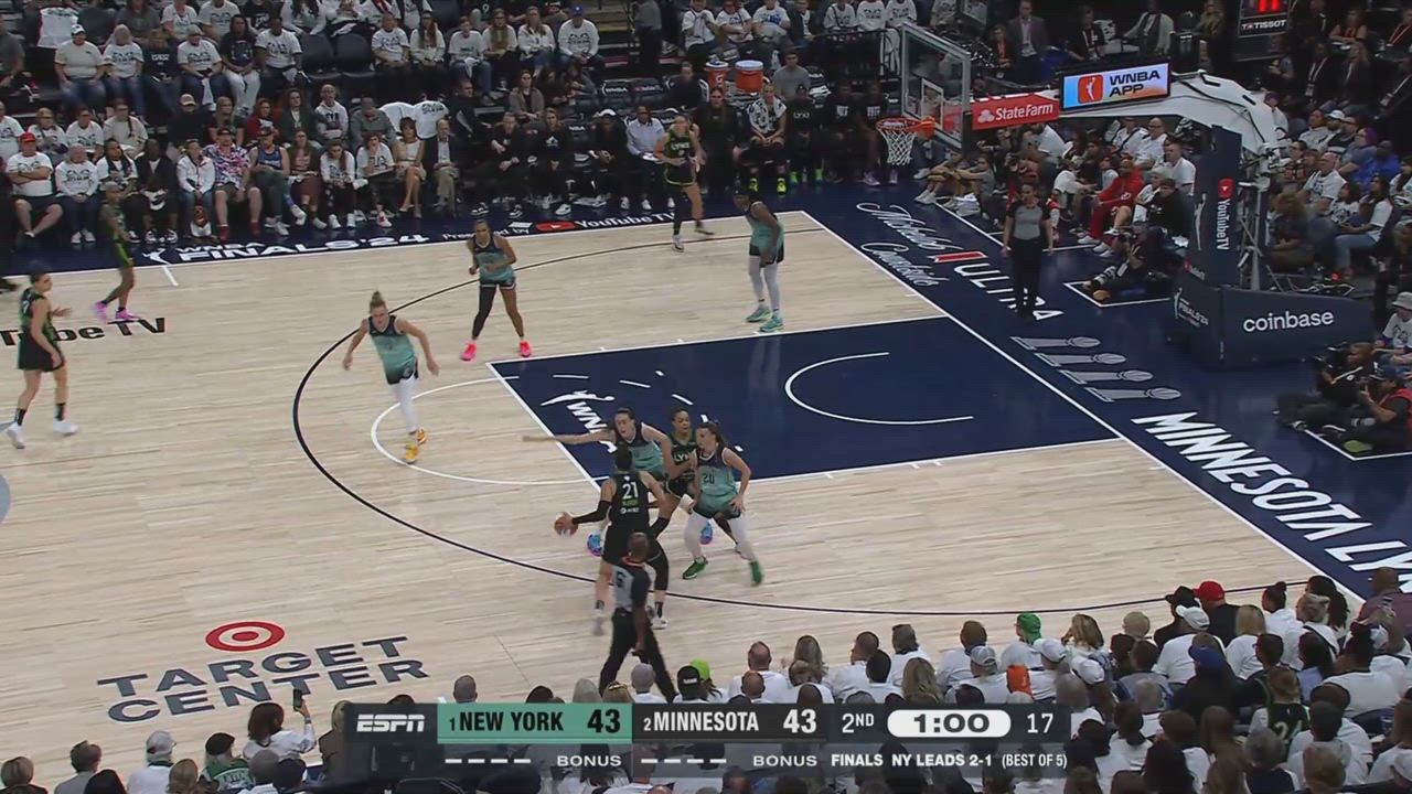 Kayla McBride with the hoop & harm