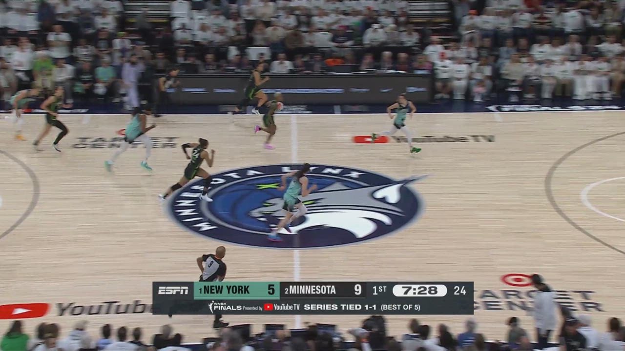 Highlights From Courtney Williams 8-Assist Game