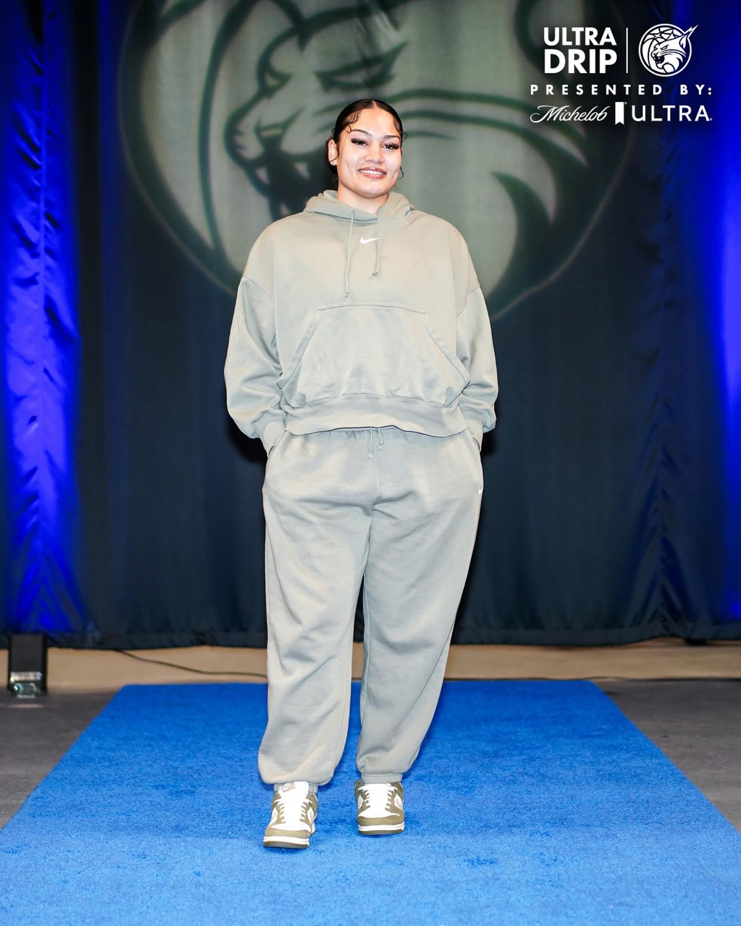 05/23 vs. Connecticut Sun, #35 Alissa Pili
