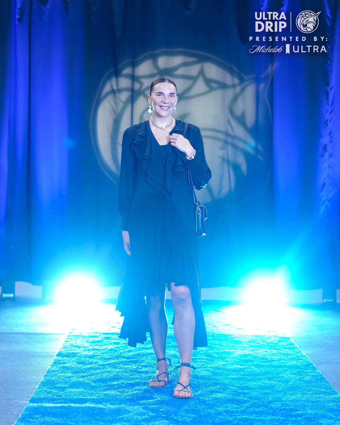06/17 vs. Las Vegas Aces, #77 Maria Kliundikova