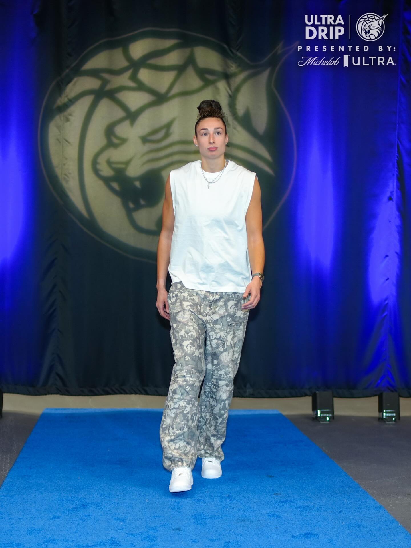 07/03 vs. Washington Mystics, #15 Jessica Shepard