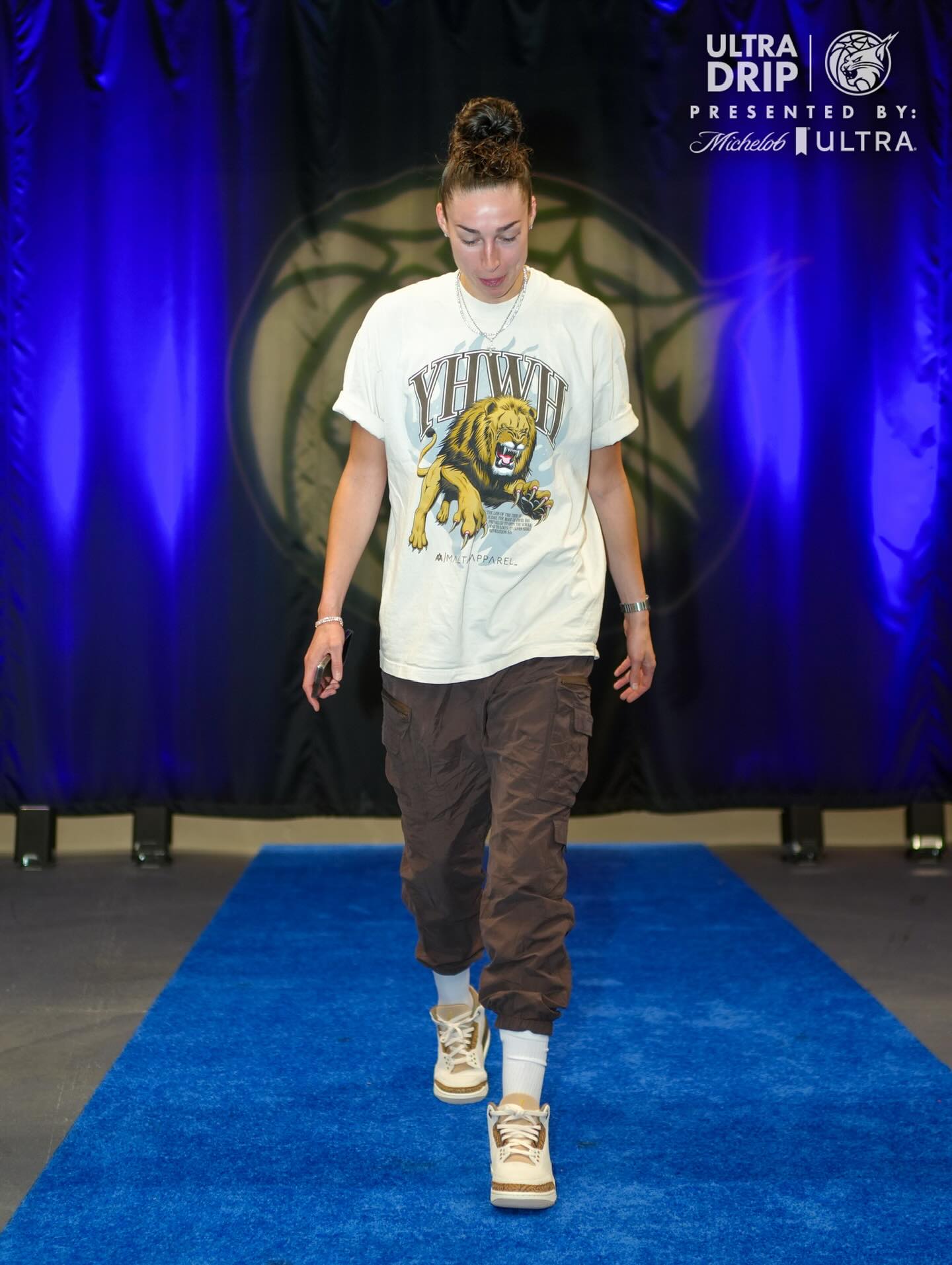 07/06 vs. Chicago Sky, #15 Jessica Shepard