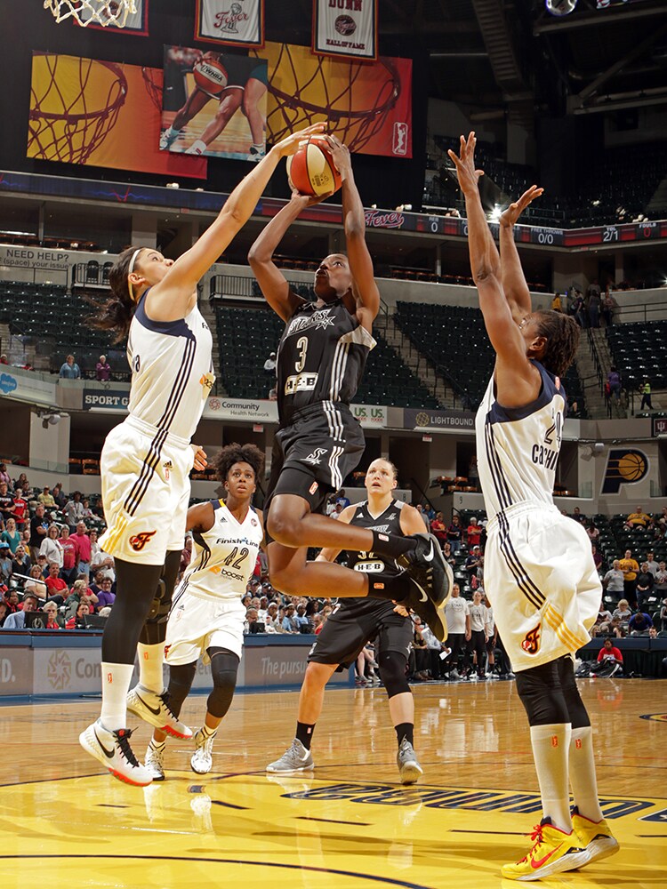 Natalie Achonwa and Tamika Catchings