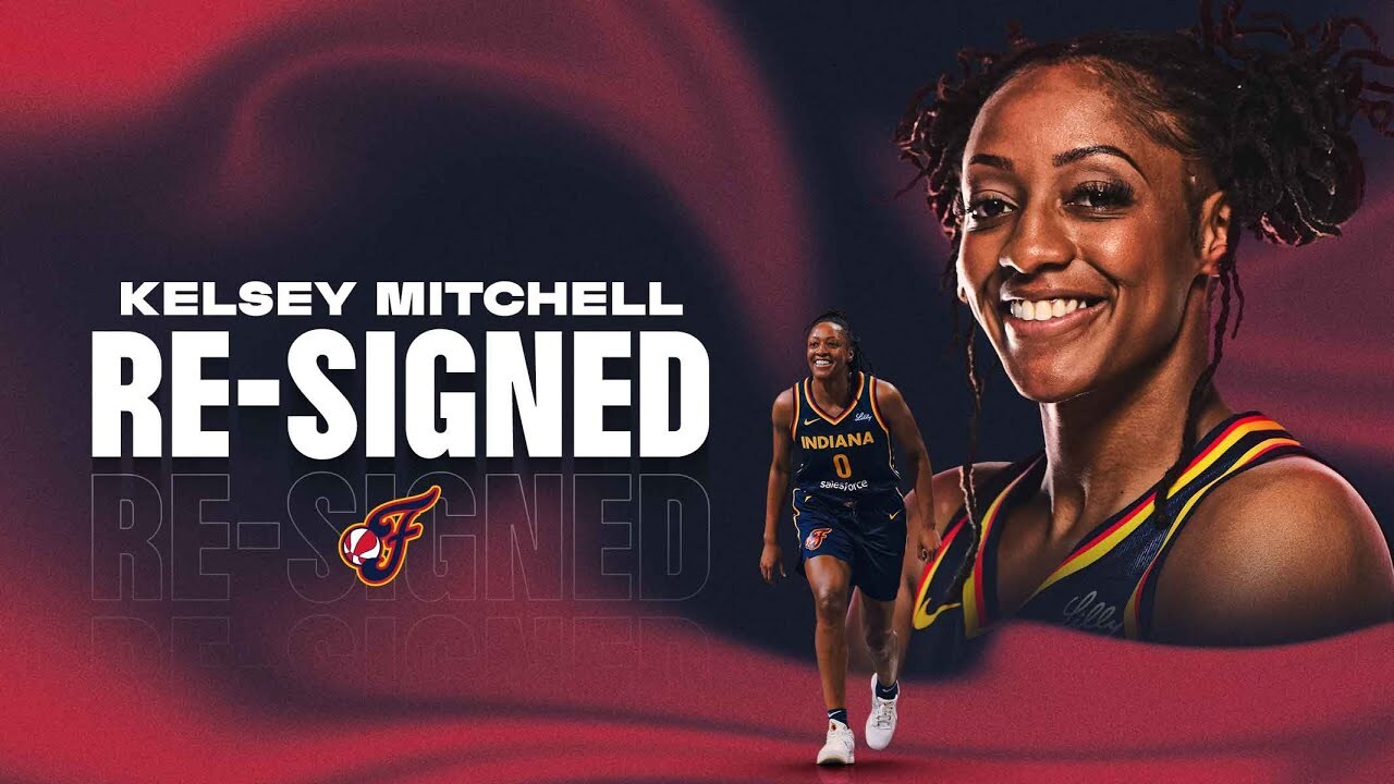 Kelsey Mitchell Re-Signs with Indiana Fever