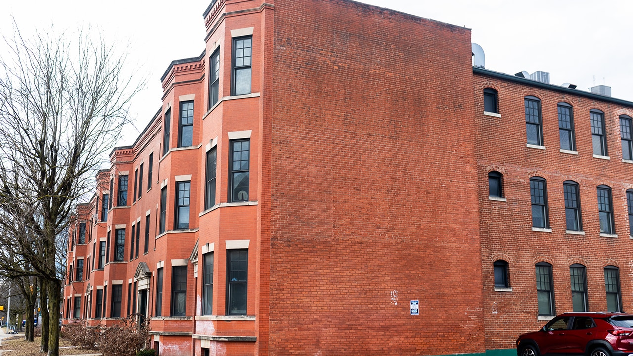 Tamika Catchings mural location