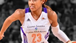 Seattle Storm Signs Tiffany Bias