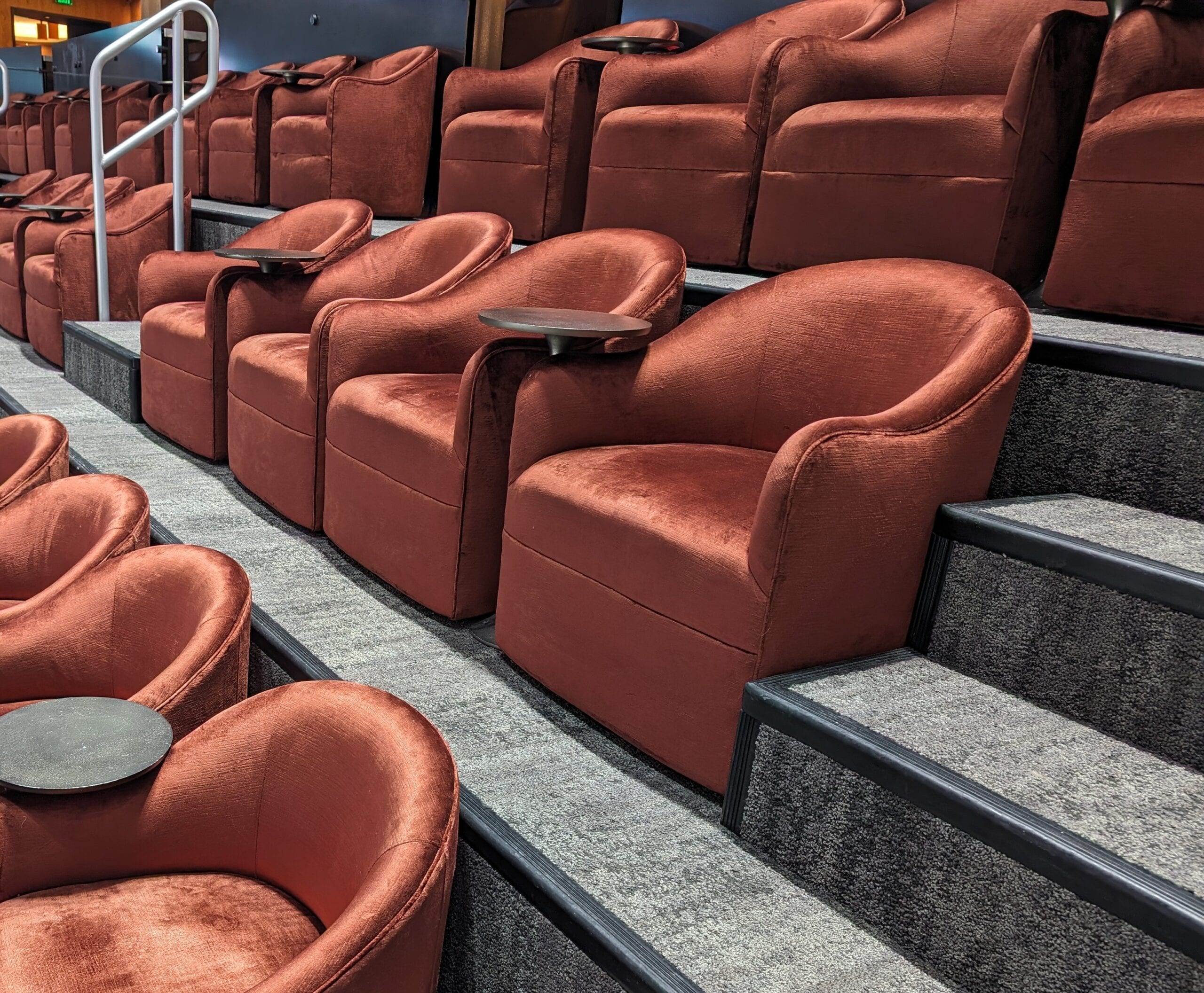 Moet Seating