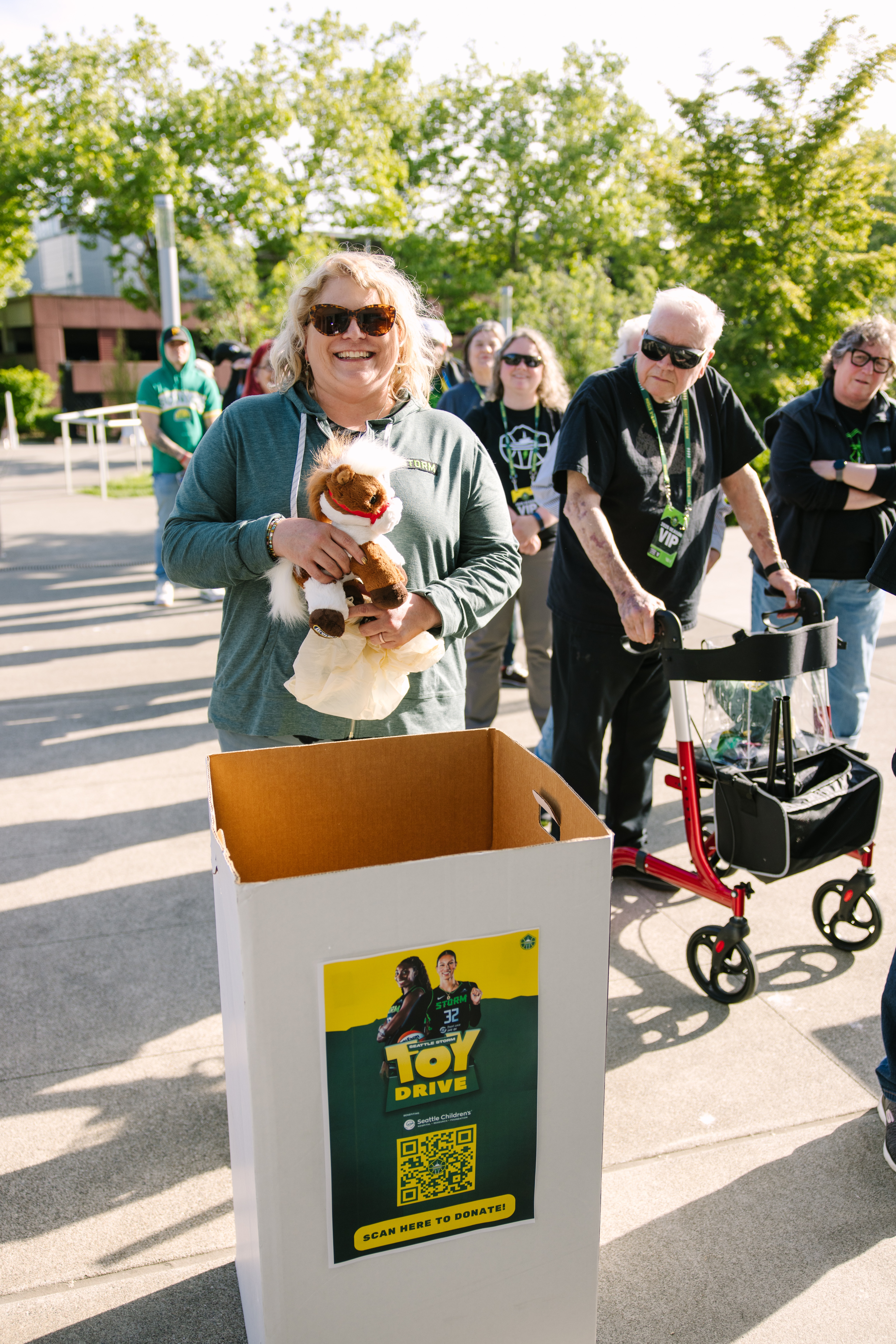 5-30-25_SeattleChildren's_ToyDrive_10